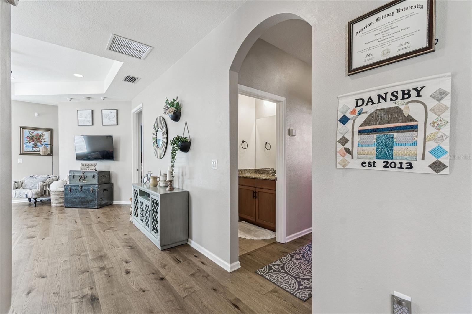 Image 23 of 94 For 8621 Eagle Brook Drive