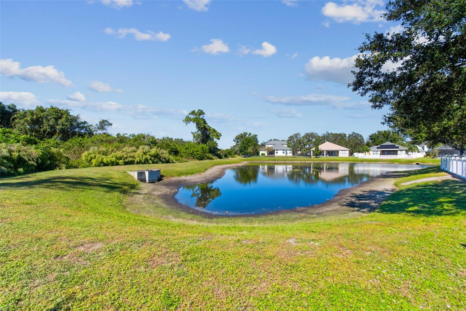 Image 70 of 94 For 8621 Eagle Brook Drive