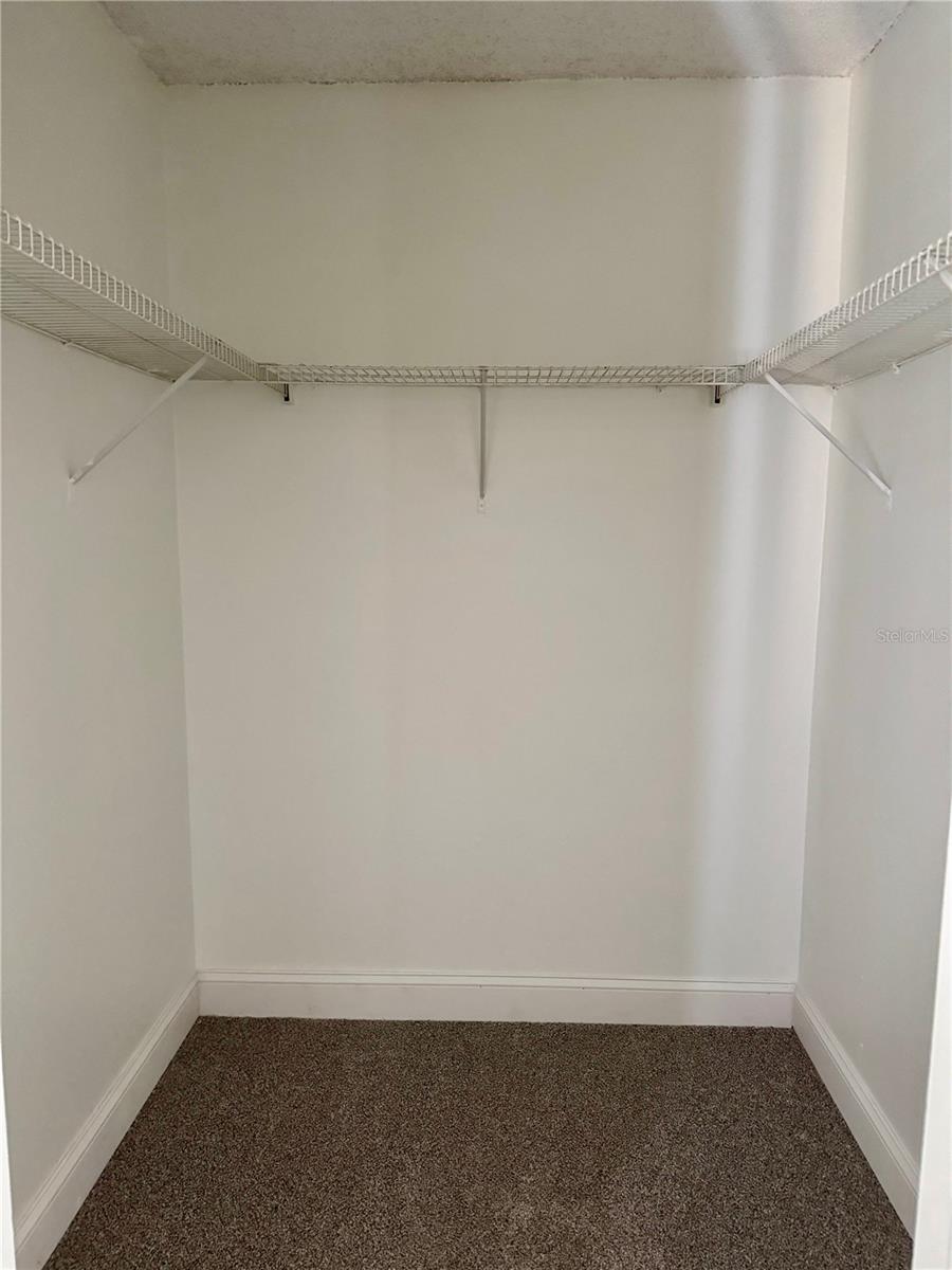 Image 10 of 13 For 106 Alameda Court 139