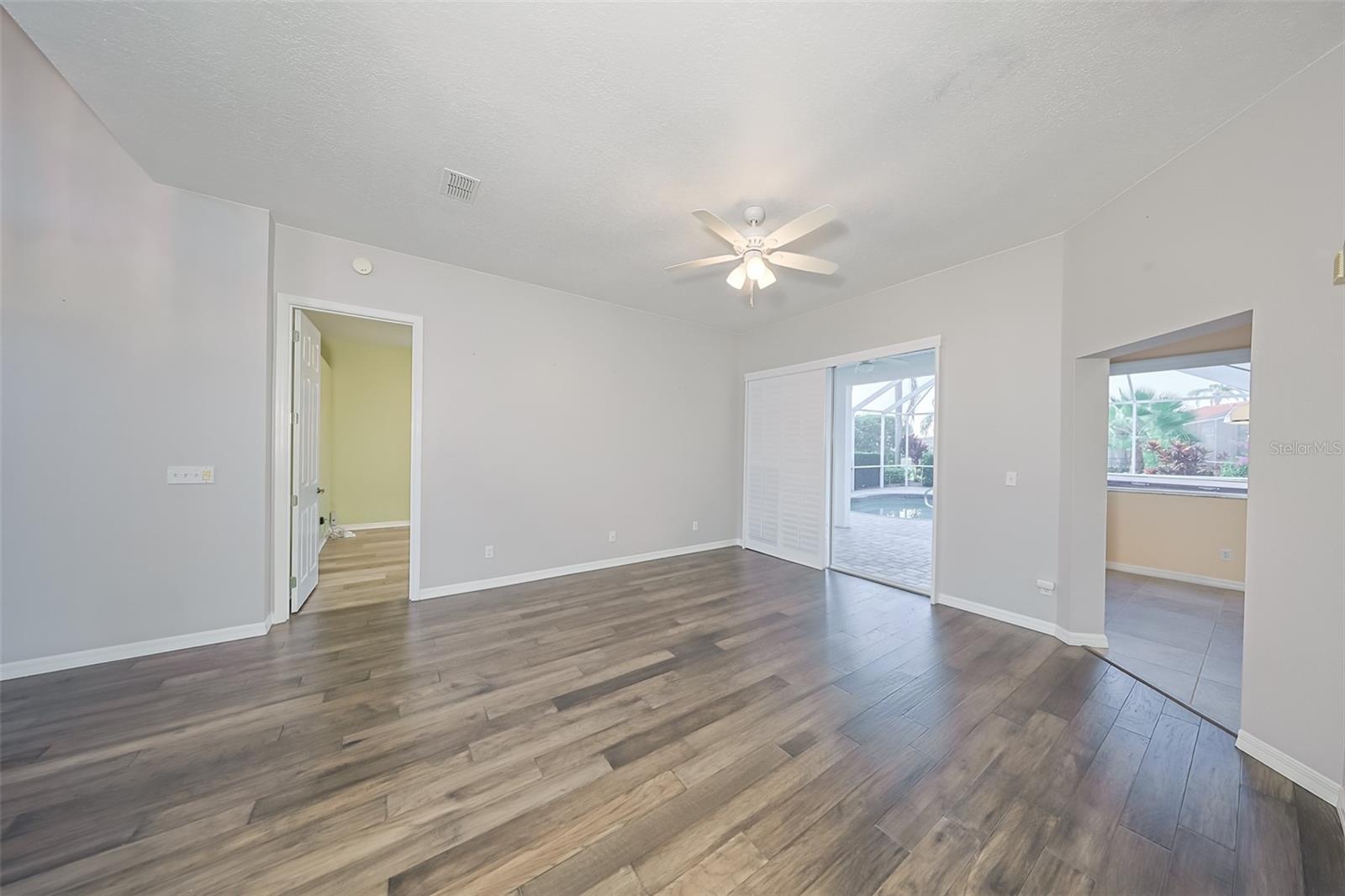 Image 28 of 58 For 2320 Platinum Drive