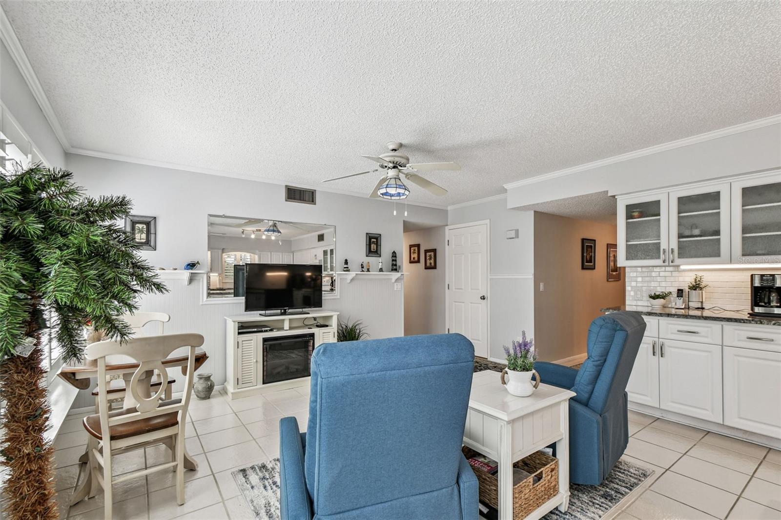 Image 28 of 74 For 2170 Americus Boulevard S 34