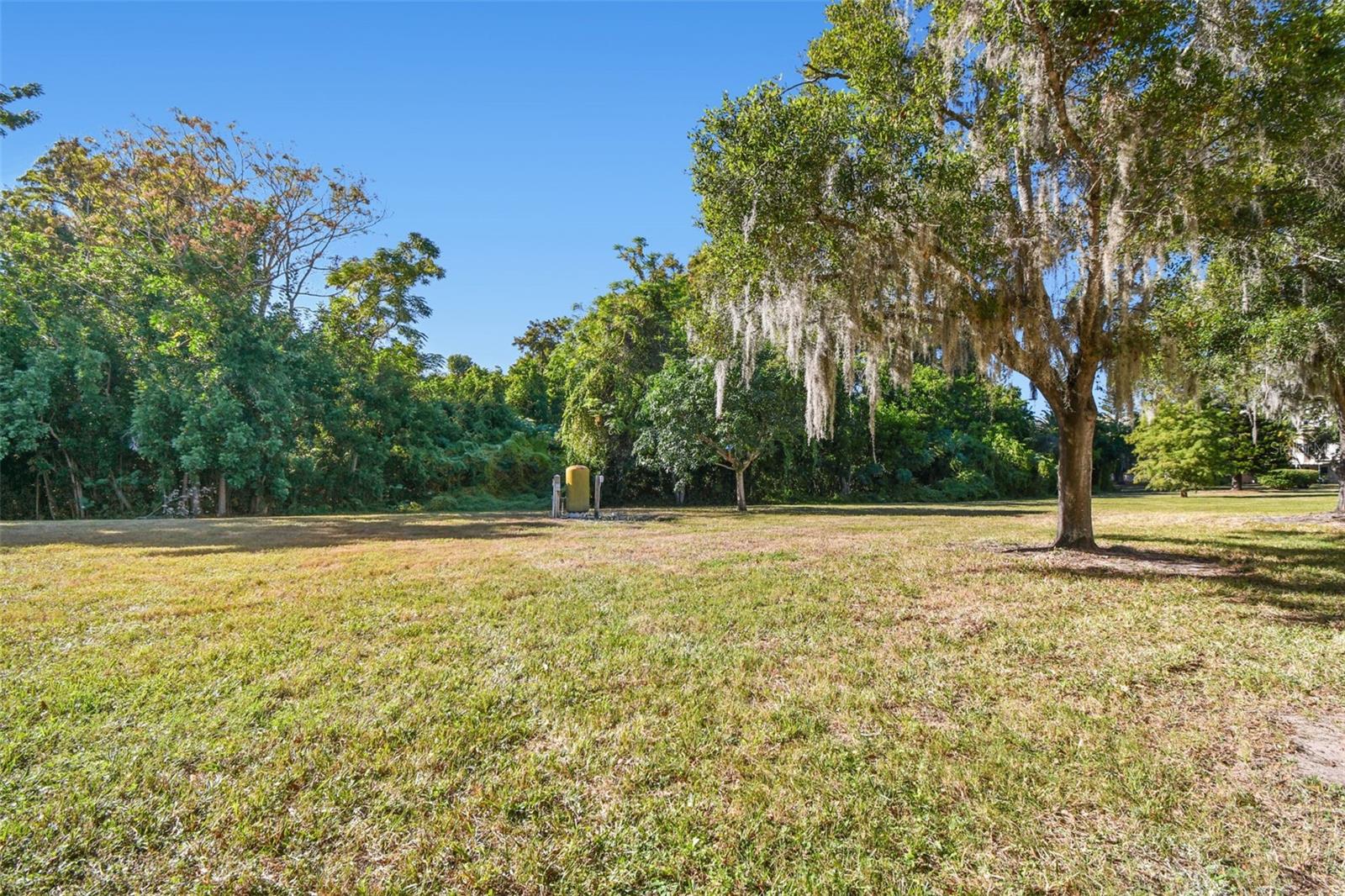 Image 62 of 74 For 2170 Americus Boulevard S 34