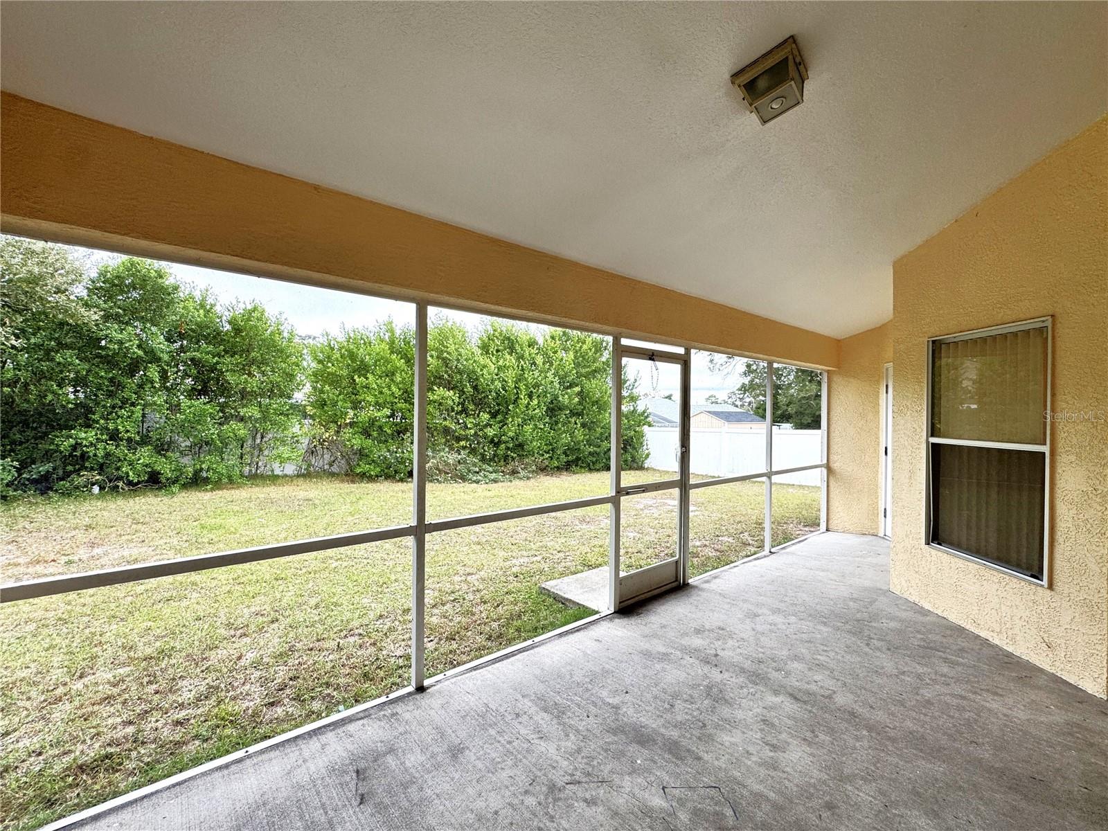 Image 18 of 21 For 2321 Evangelina Avenue