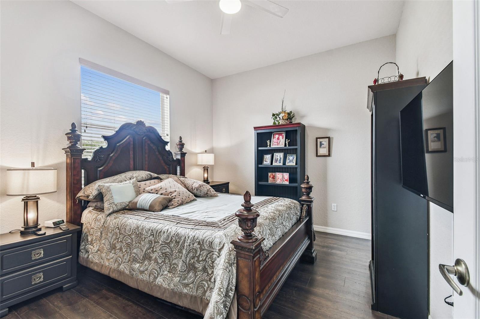 Image 17 of 25 For 38 Balsam Street