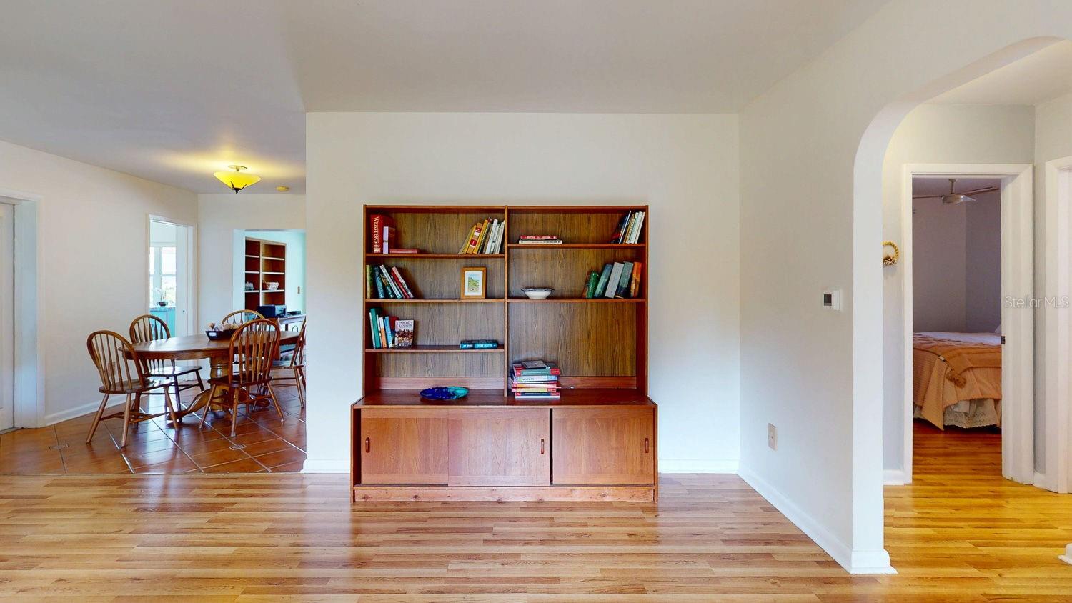 Image 11 of 64 For 1618 Tuscola Road