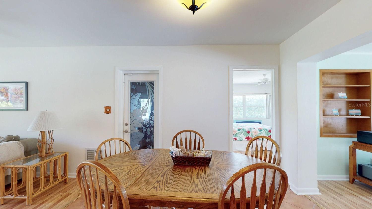 Image 14 of 64 For 1618 Tuscola Road