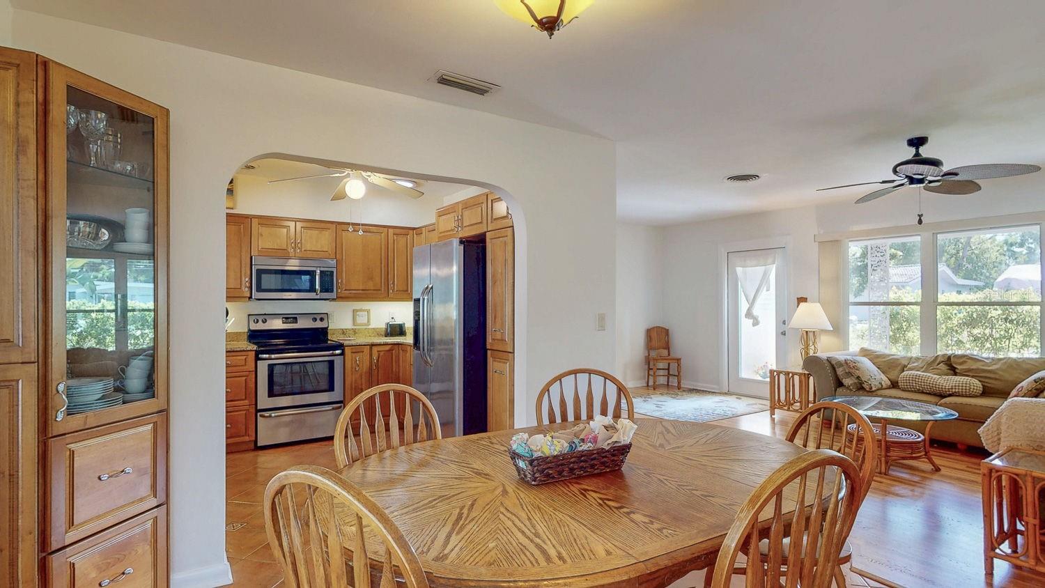 Image 15 of 64 For 1618 Tuscola Road