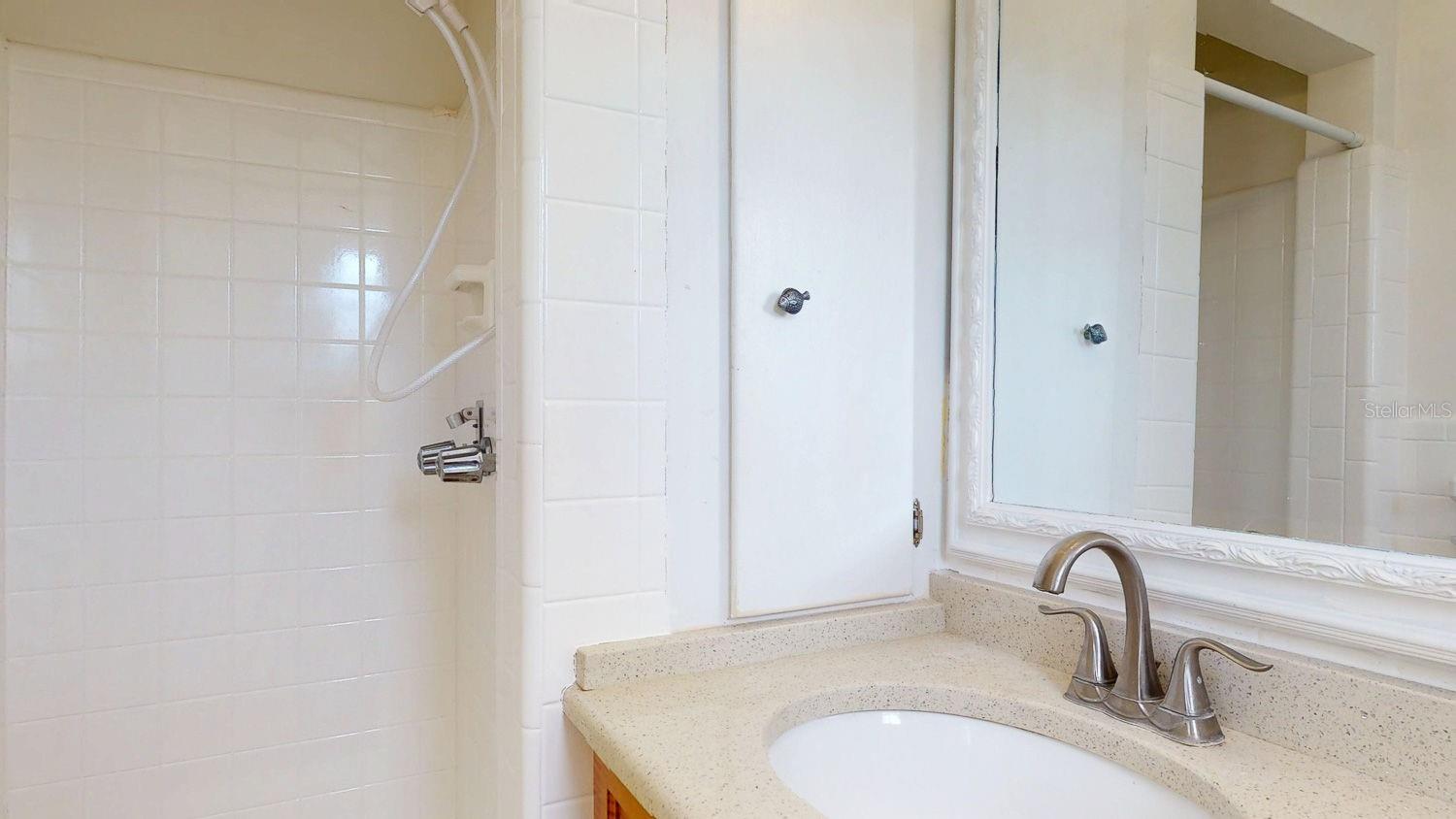 Image 32 of 64 For 1618 Tuscola Road