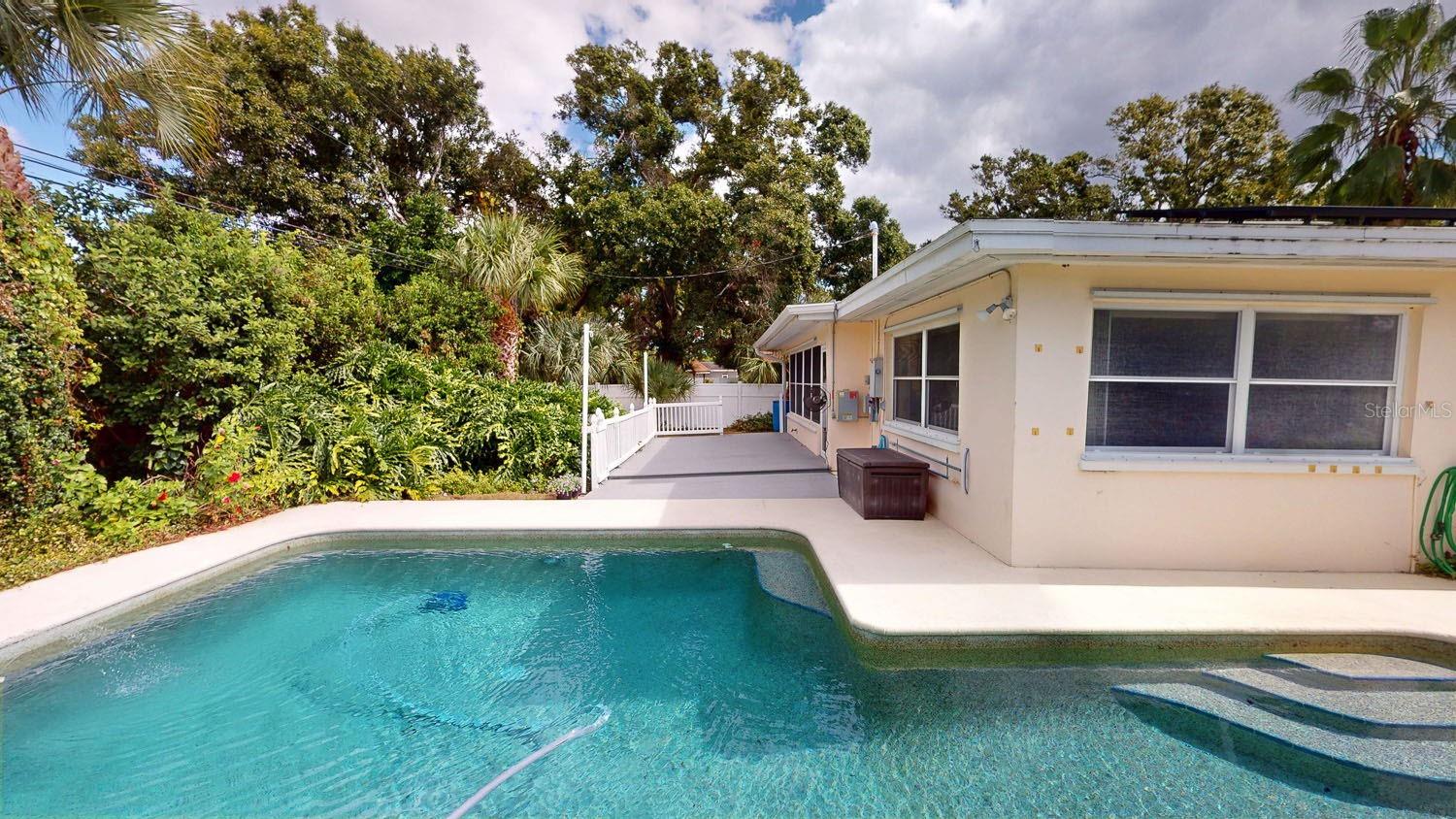 Image 57 of 64 For 1618 Tuscola Road