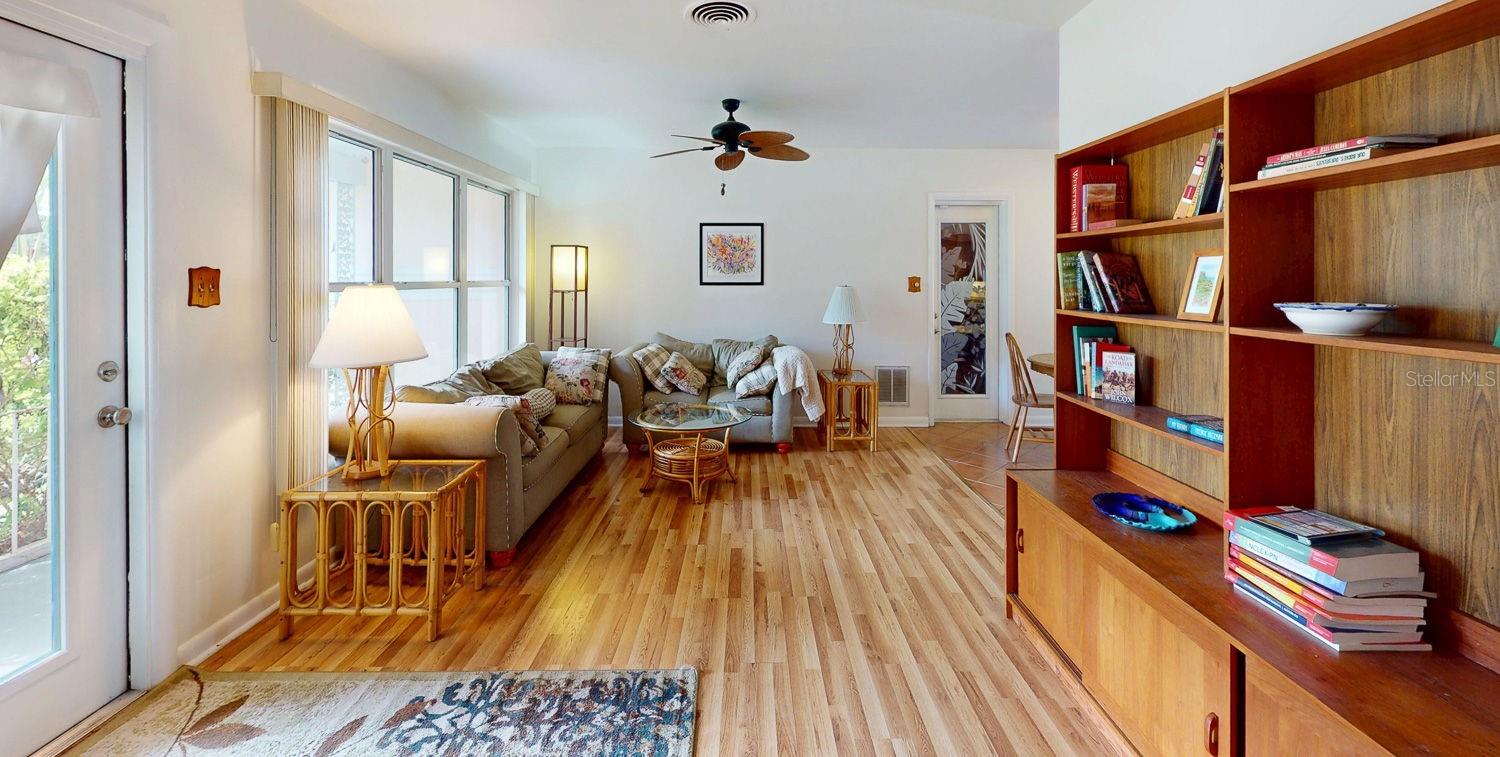 Image 9 of 64 For 1618 Tuscola Road