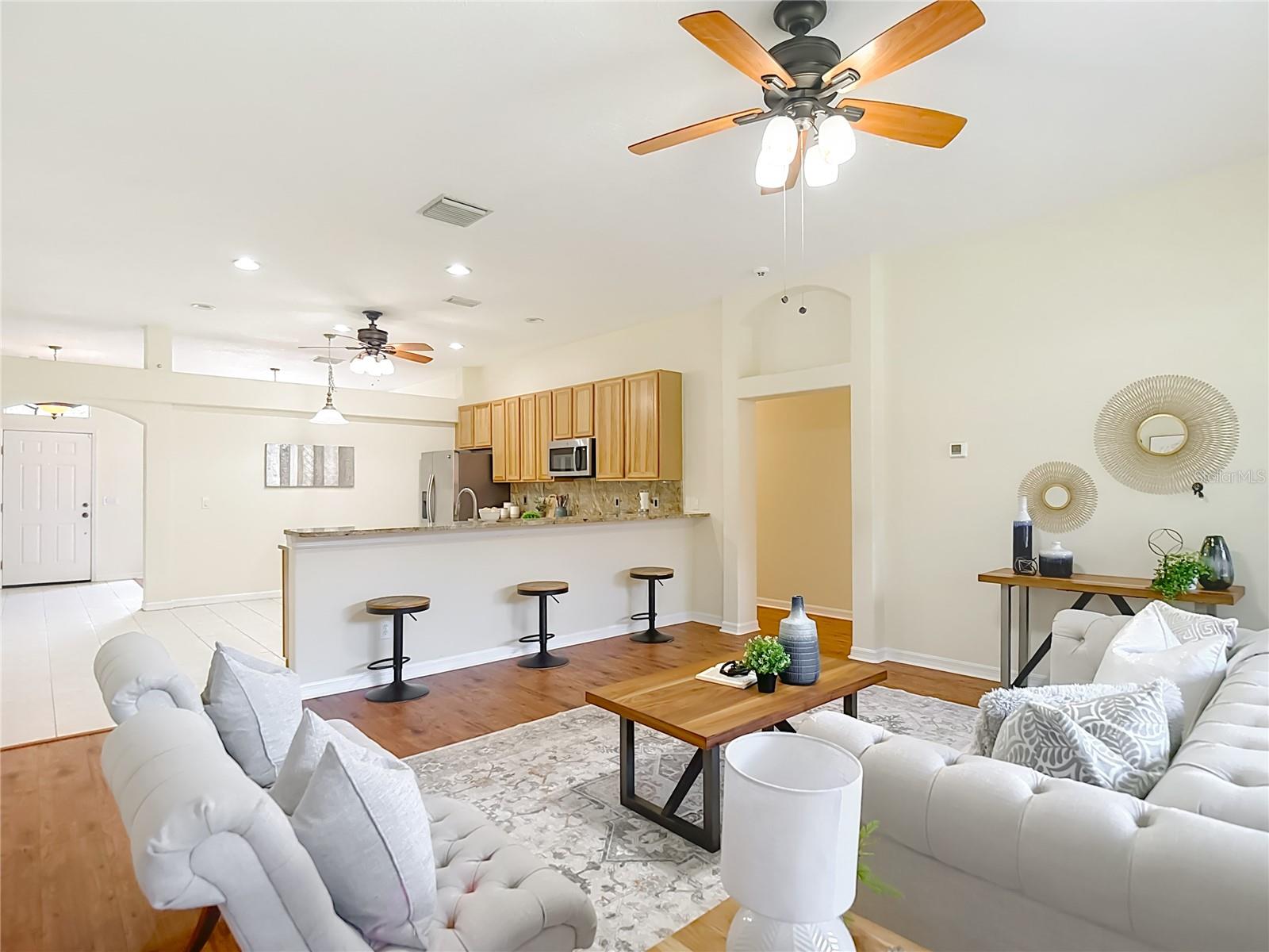 Image 19 of 63 For 416 Golden Elm Drive