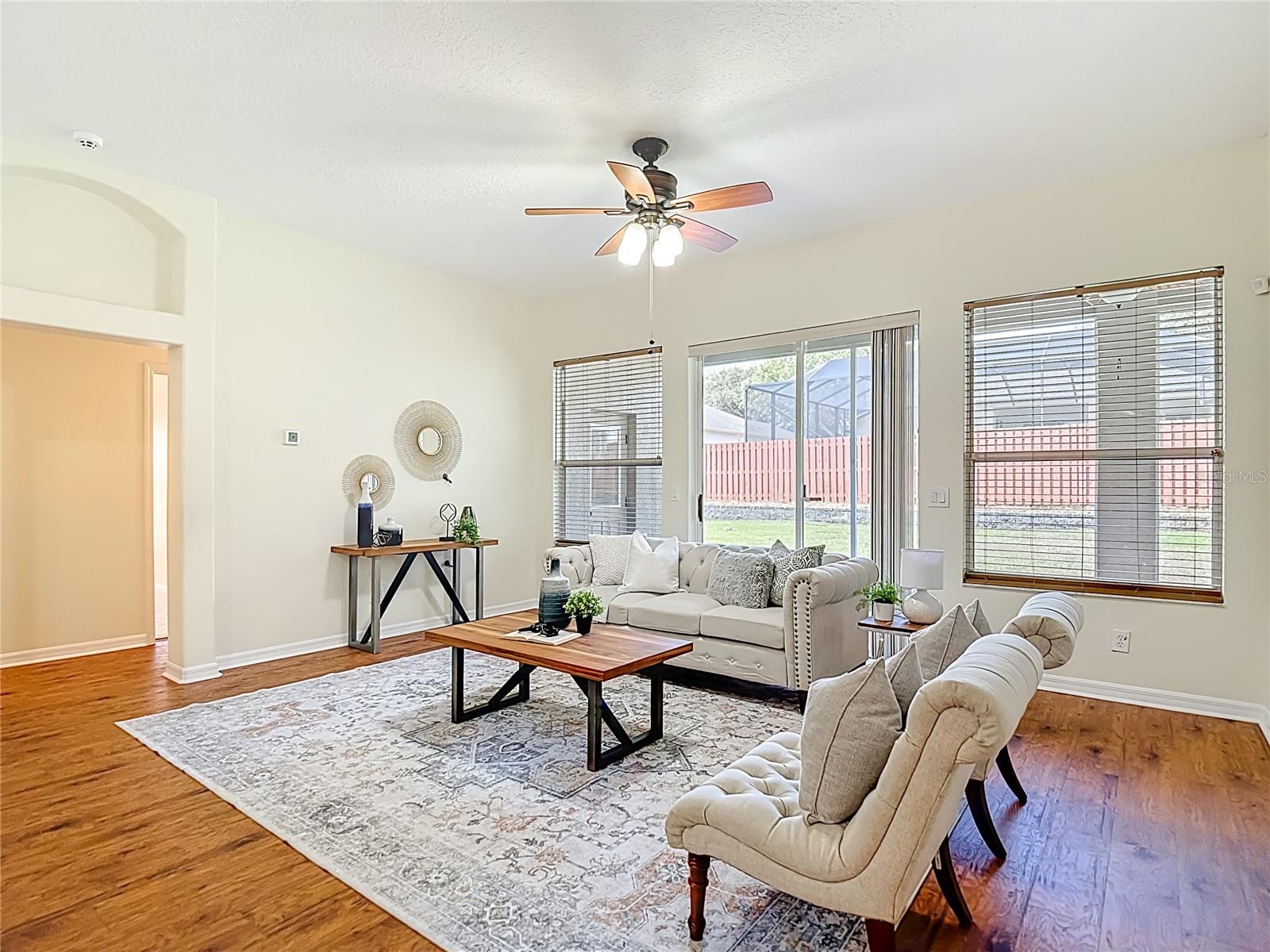 Image 20 of 63 For 416 Golden Elm Drive