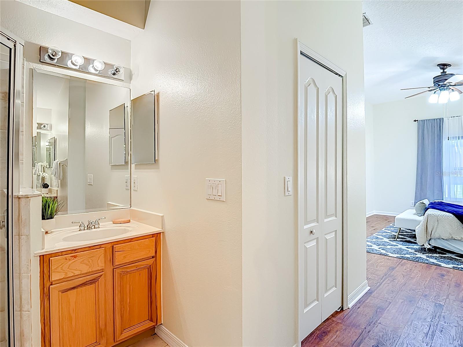 Image 27 of 63 For 416 Golden Elm Drive