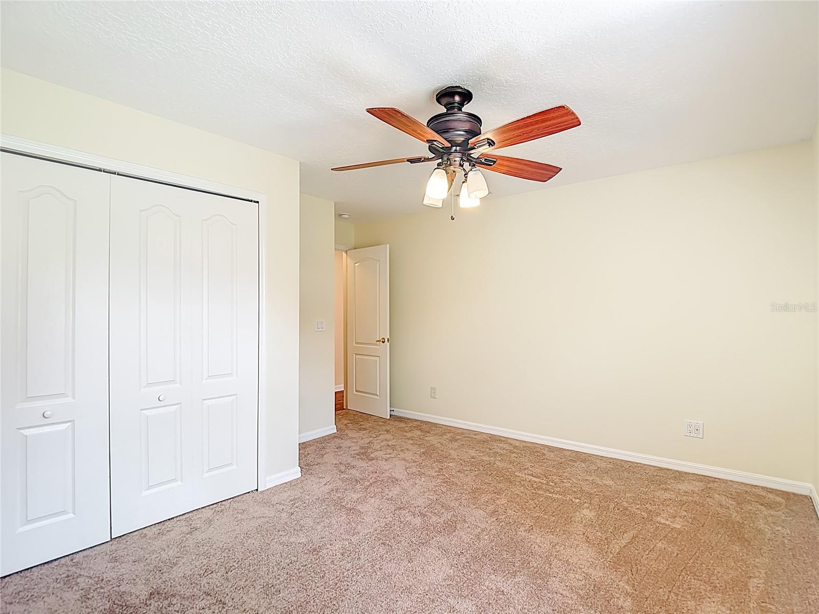 Image 31 of 63 For 416 Golden Elm Drive