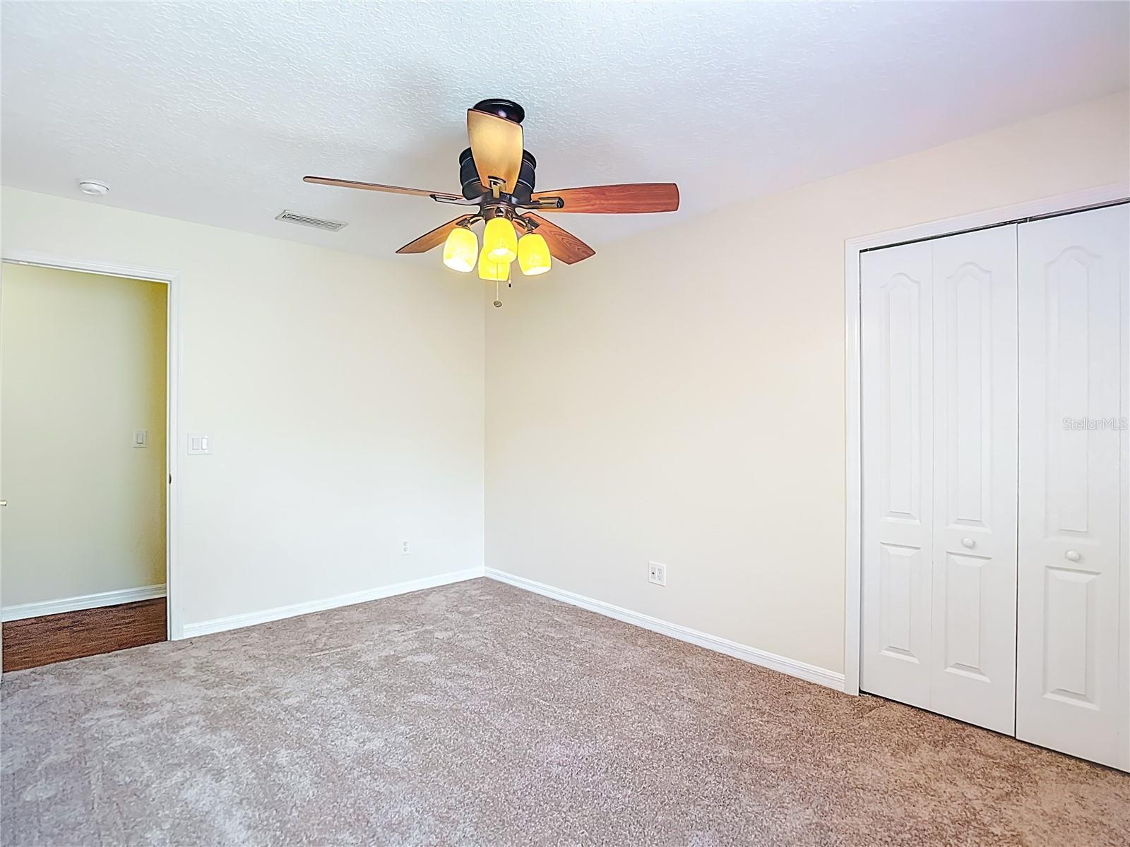 Image 35 of 63 For 416 Golden Elm Drive