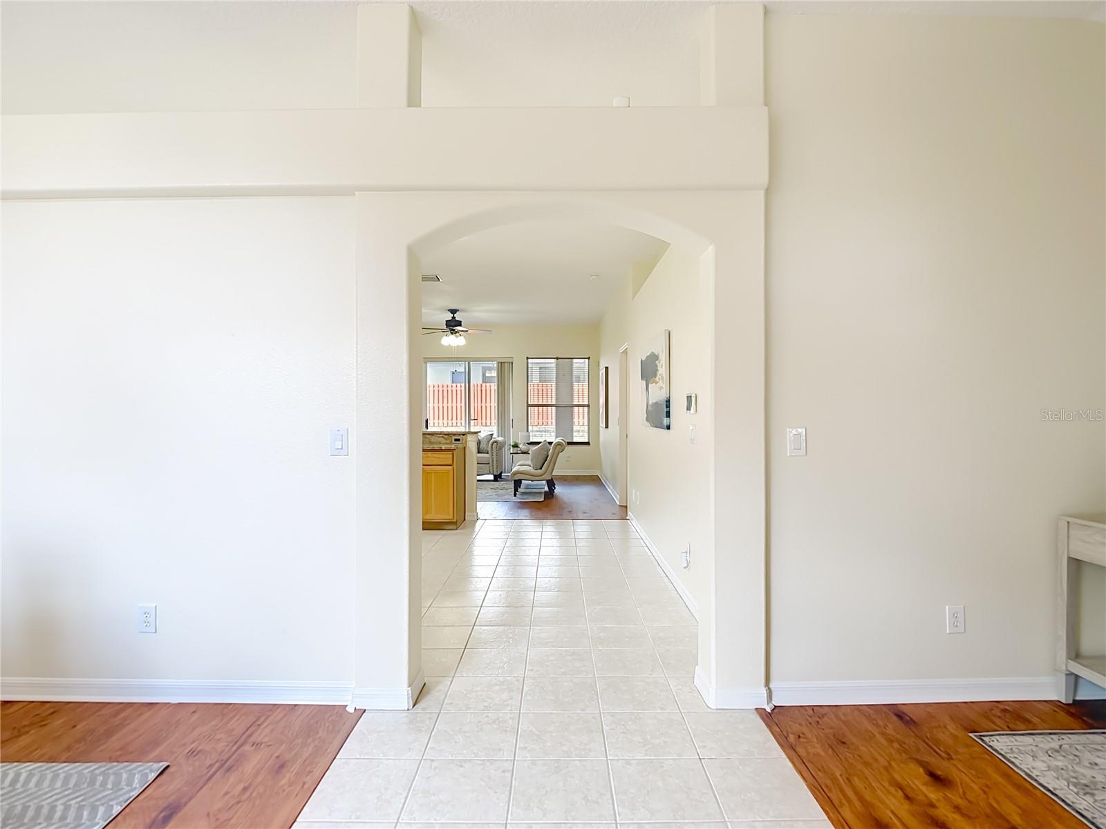 Image 5 of 63 For 416 Golden Elm Drive