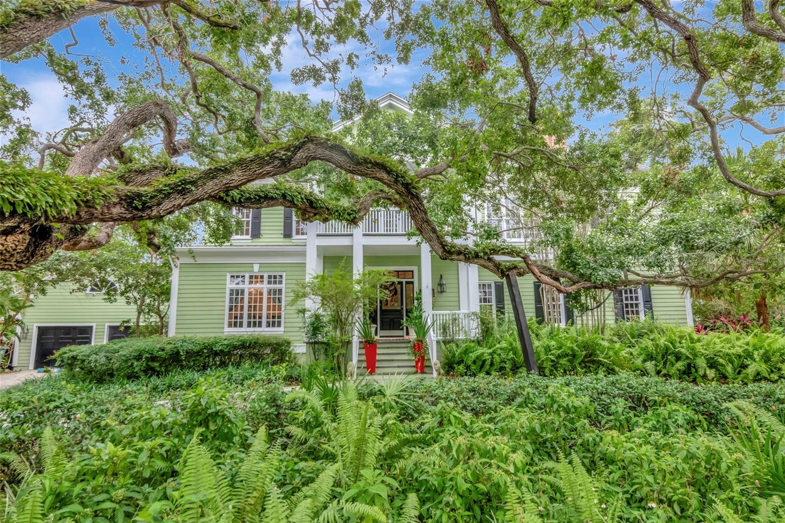 Listing photo id 62 for 6220 Bayshore Boulevard