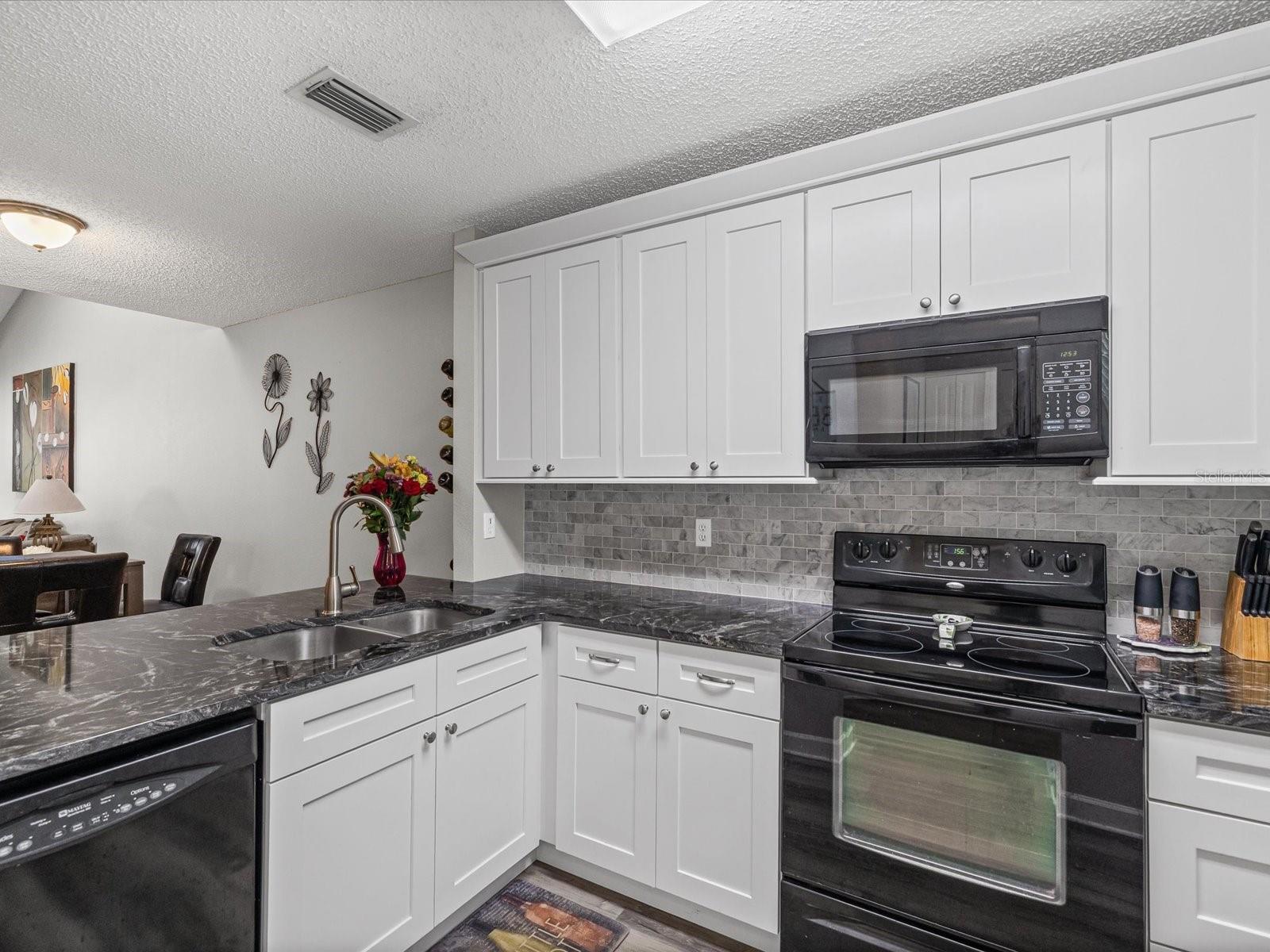 Image 10 of 37 For 2267 Andover Circle