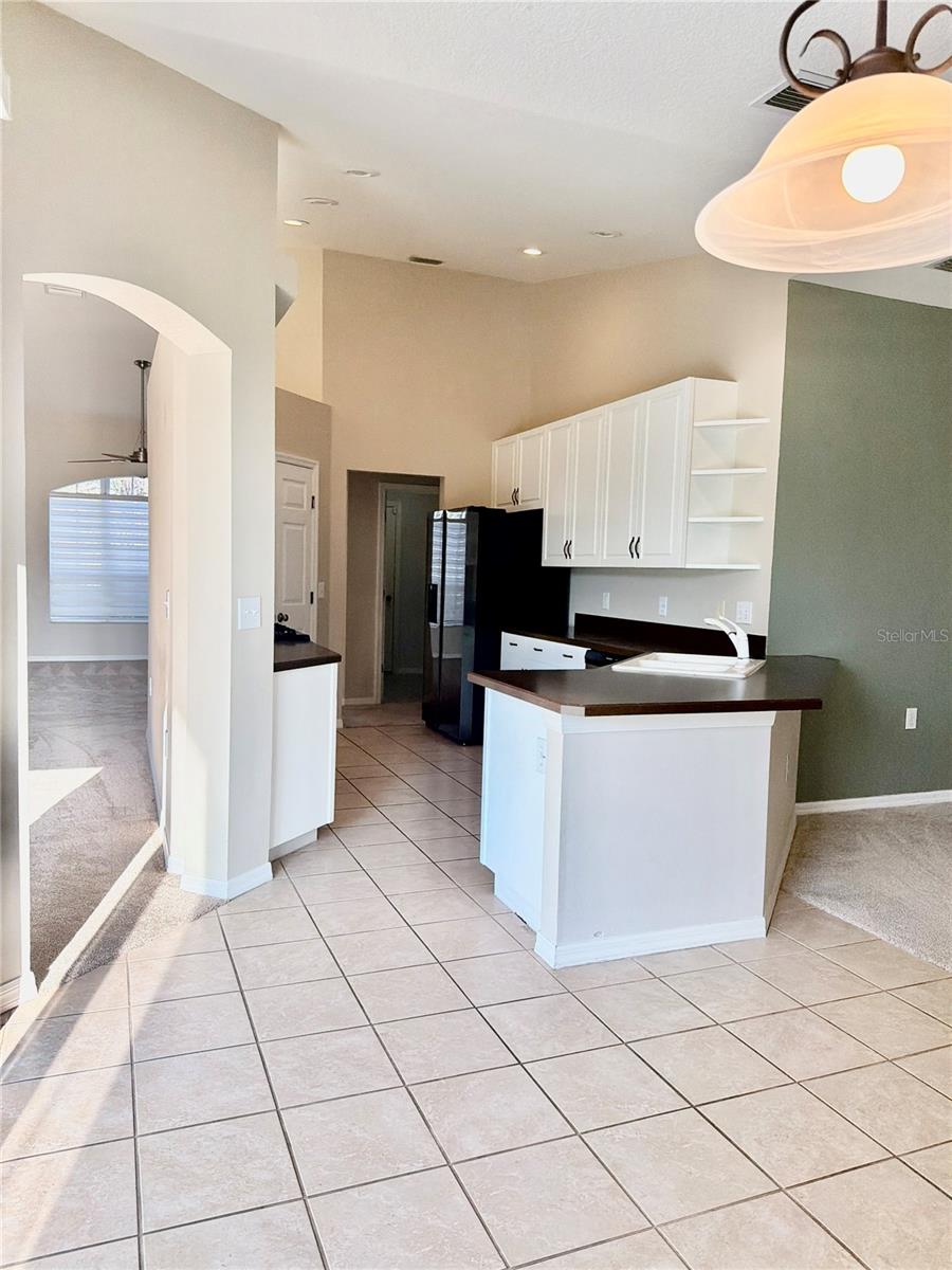 Image 19 of 46 For 31224 Crestmont Court