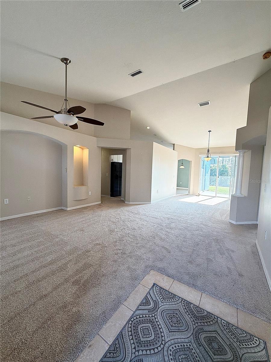 Image 2 of 46 For 31224 Crestmont Court