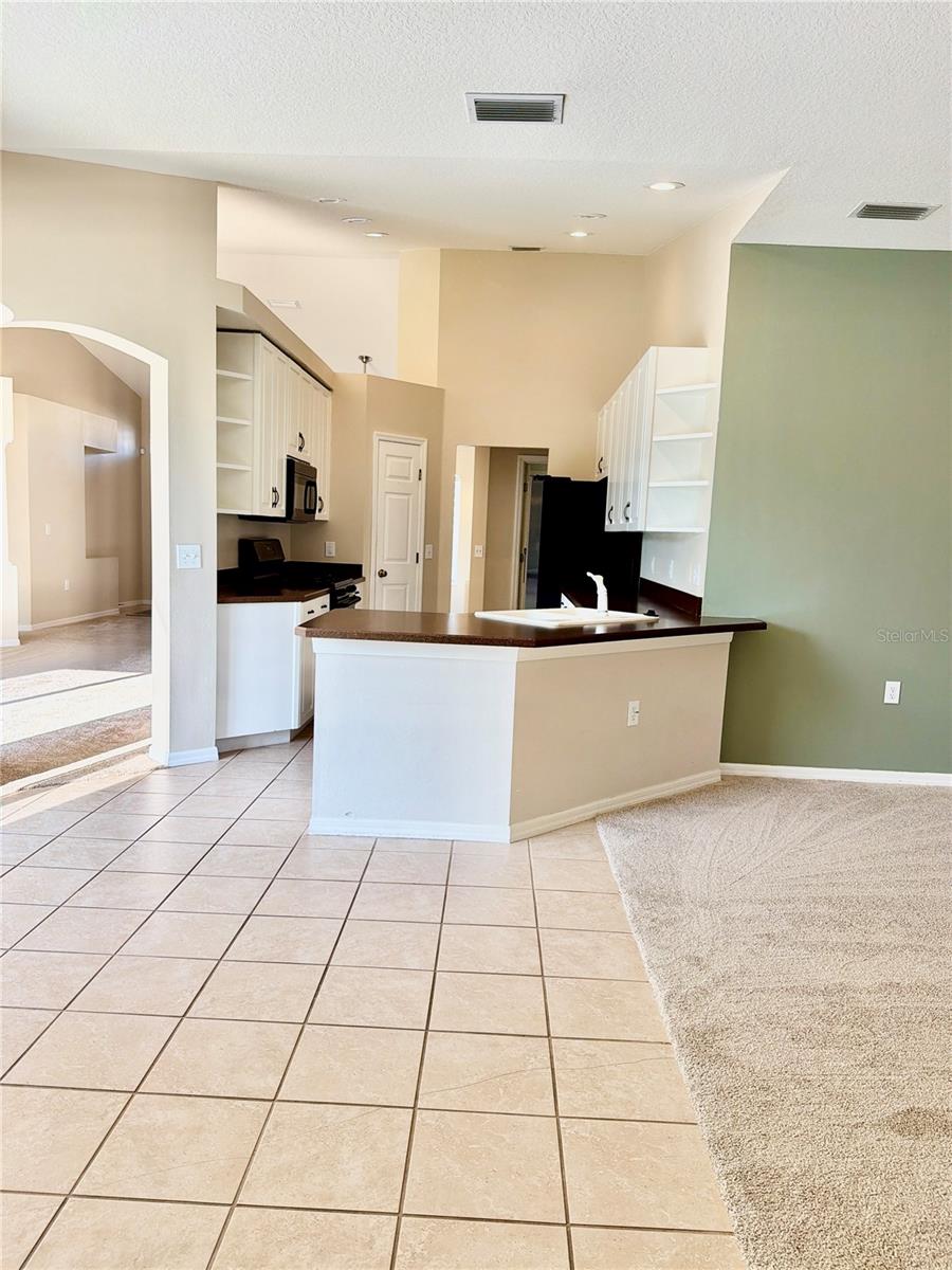 Image 20 of 46 For 31224 Crestmont Court