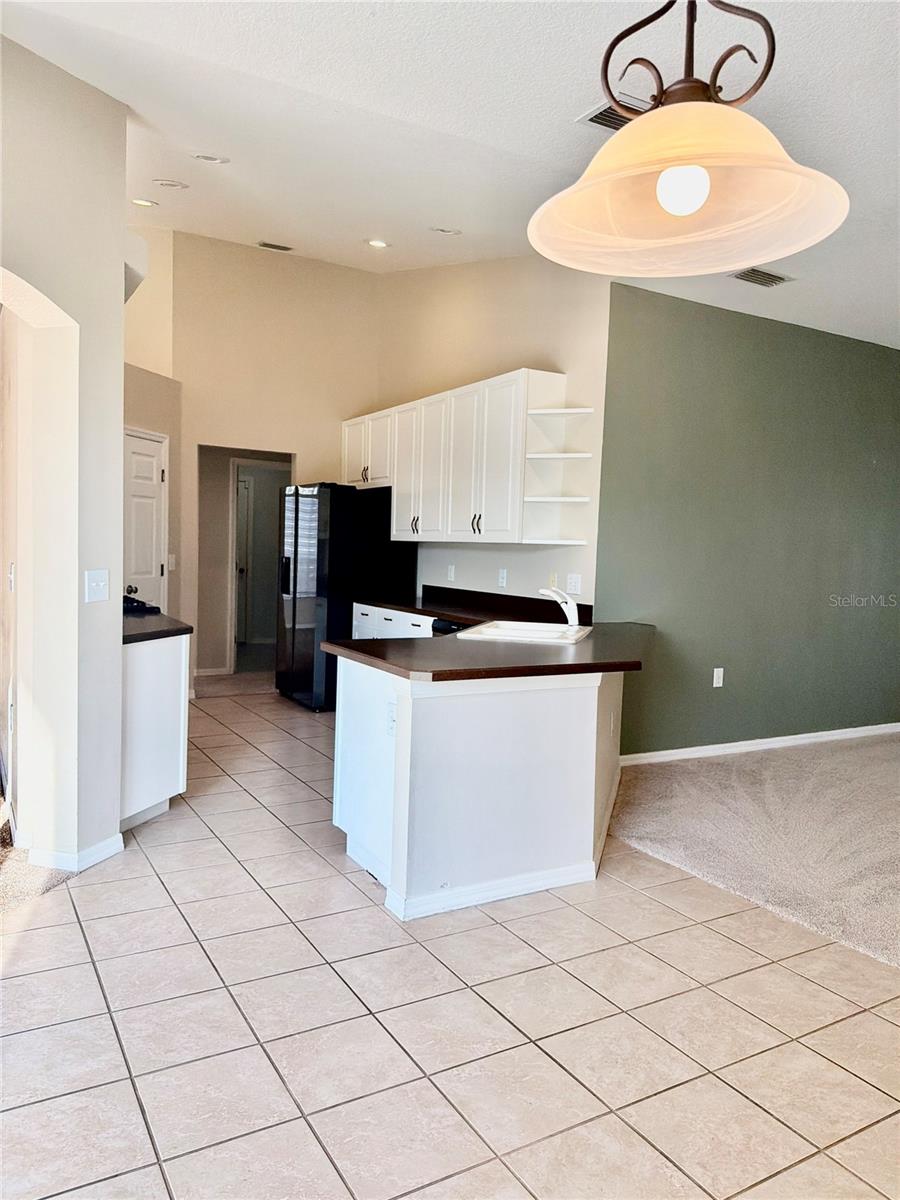 Image 21 of 46 For 31224 Crestmont Court