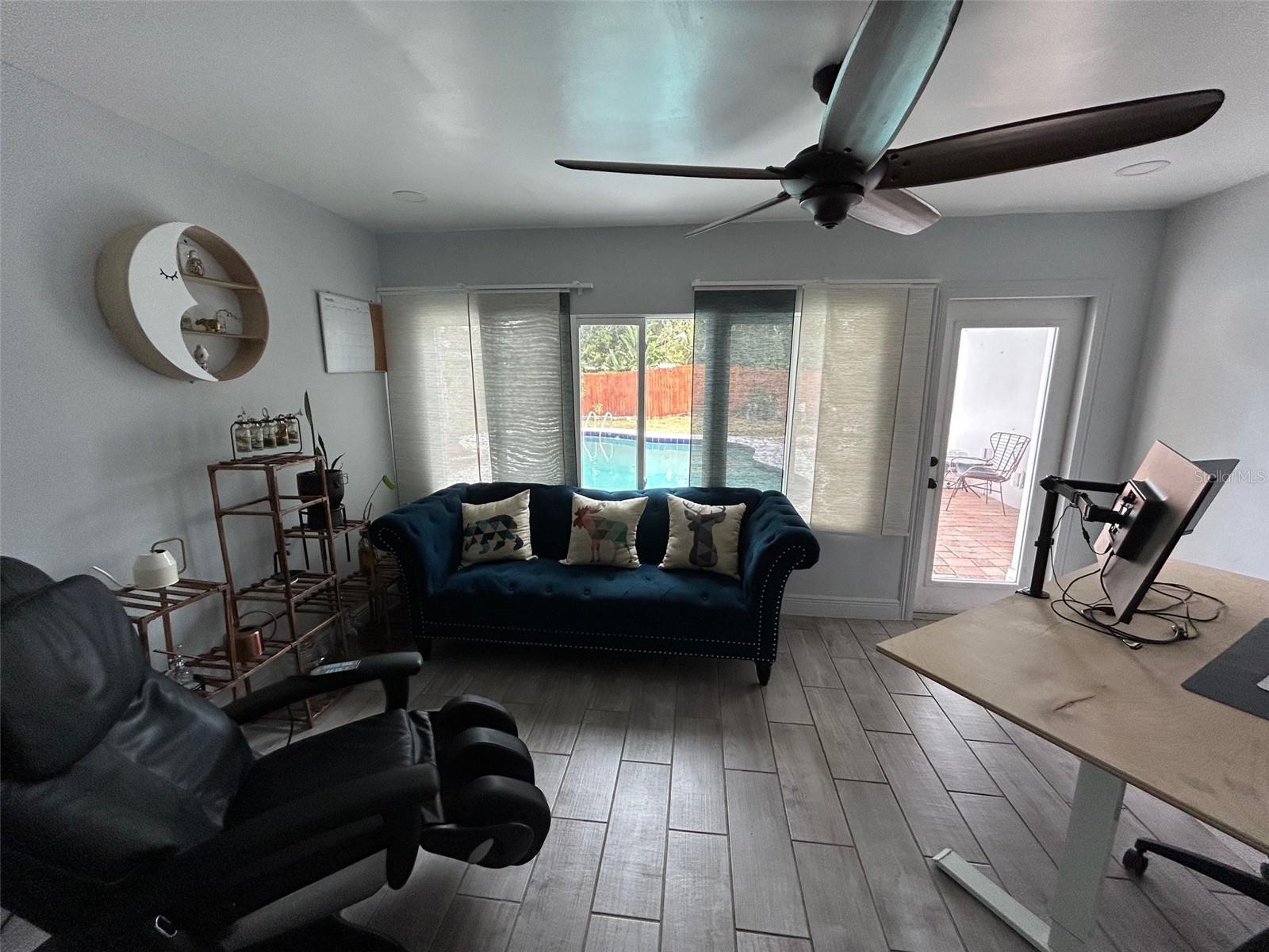 Image 7 of 16 For 425 Maplewood Drive