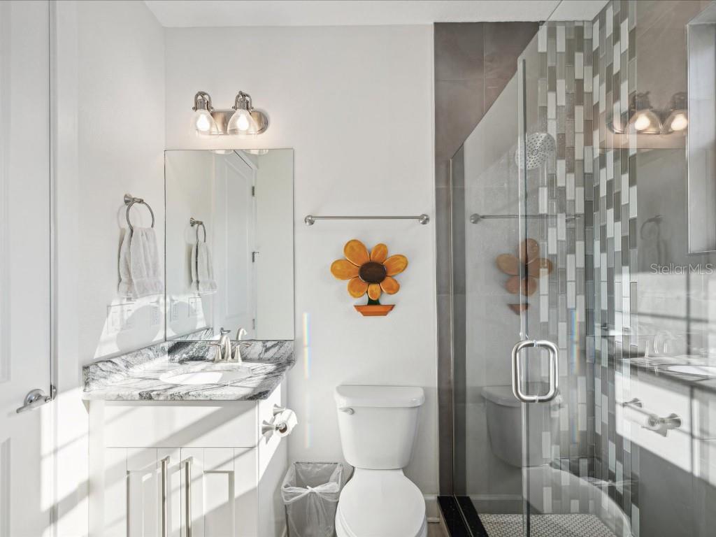 Image 22 of 48 For 4916 3rd Street N