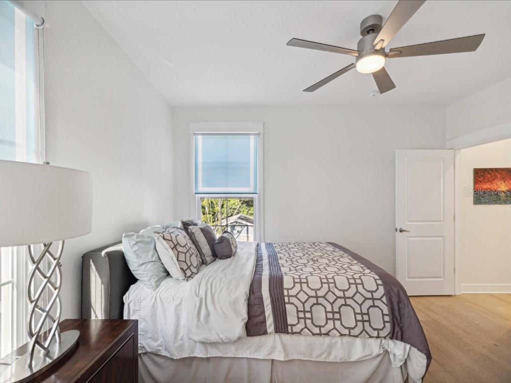 Image 28 of 48 For 4916 3rd Street N