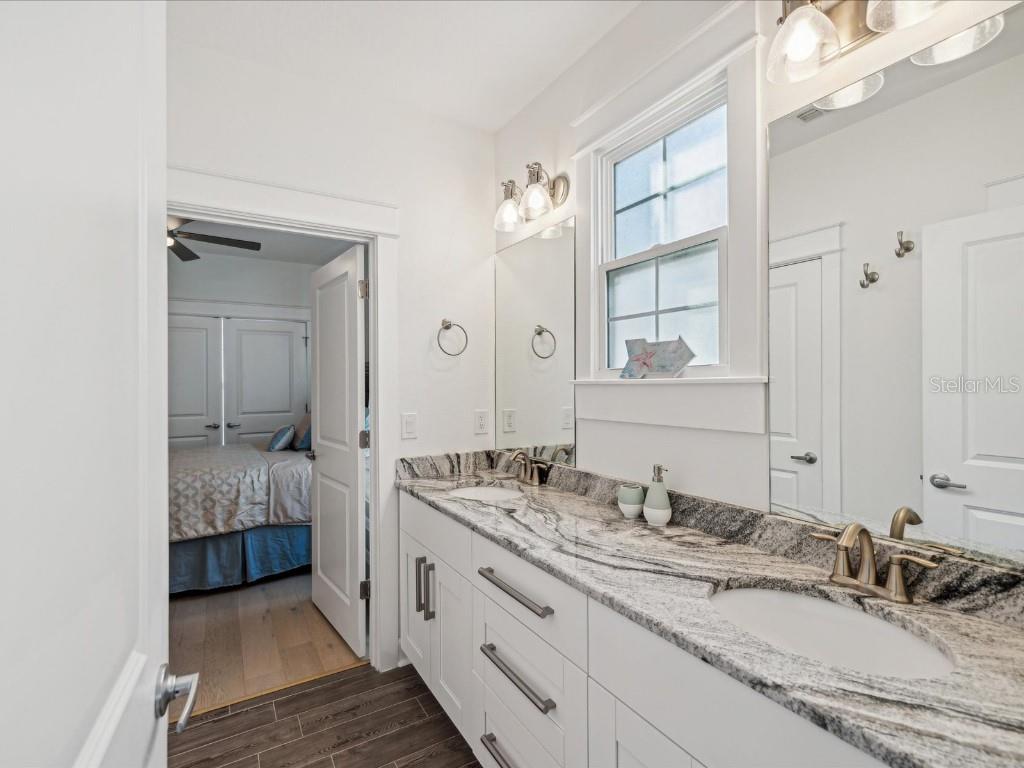 Image 29 of 48 For 4916 3rd Street N