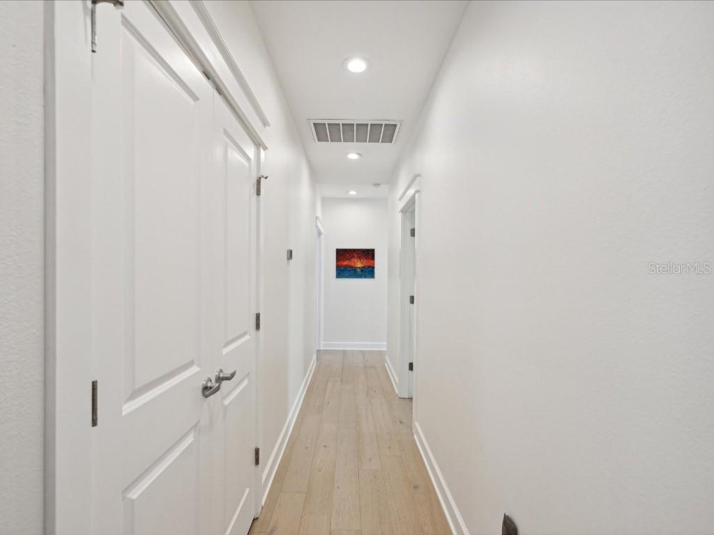 Image 34 of 48 For 4916 3rd Street N