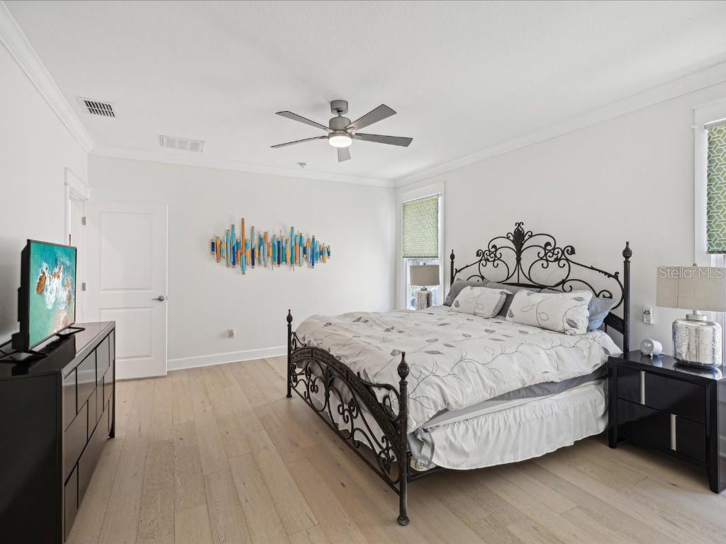 Image 41 of 48 For 4916 3rd Street N