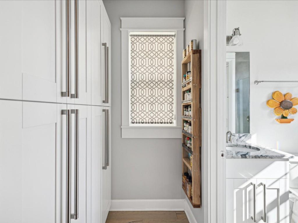 Image 42 of 48 For 4916 3rd Street N