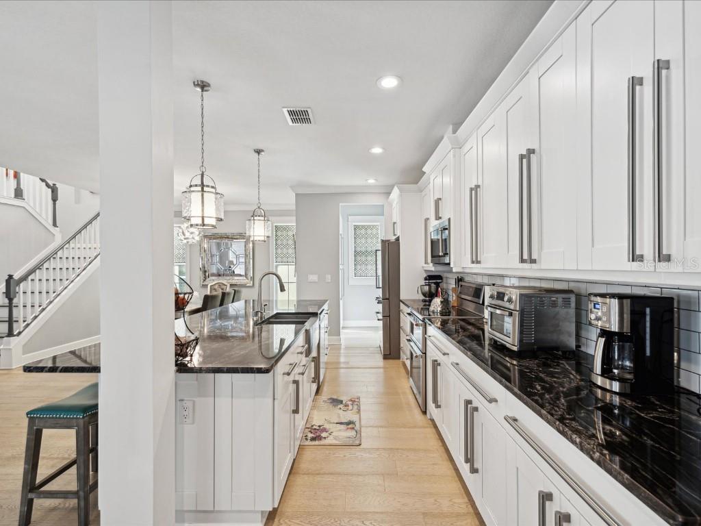 Image 8 of 48 For 4916 3rd Street N