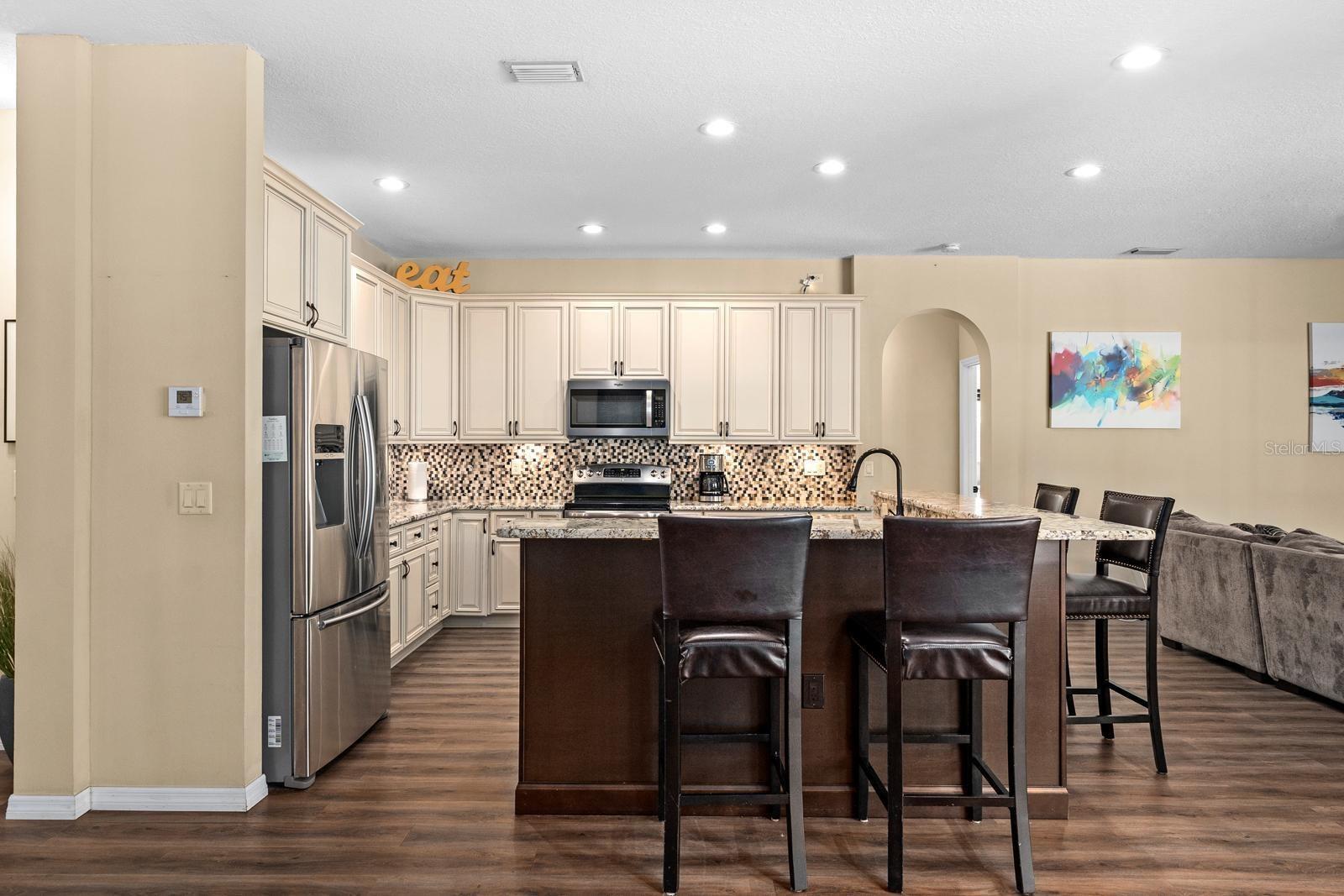 Image 6 of 37 For 5601 Wellington Drive