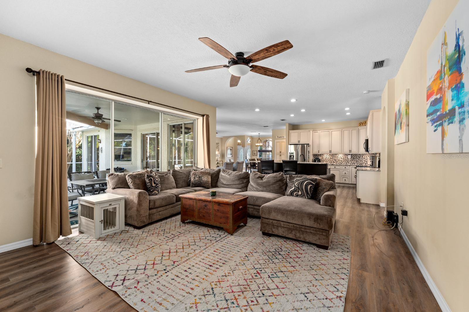 Image 8 of 37 For 5601 Wellington Drive