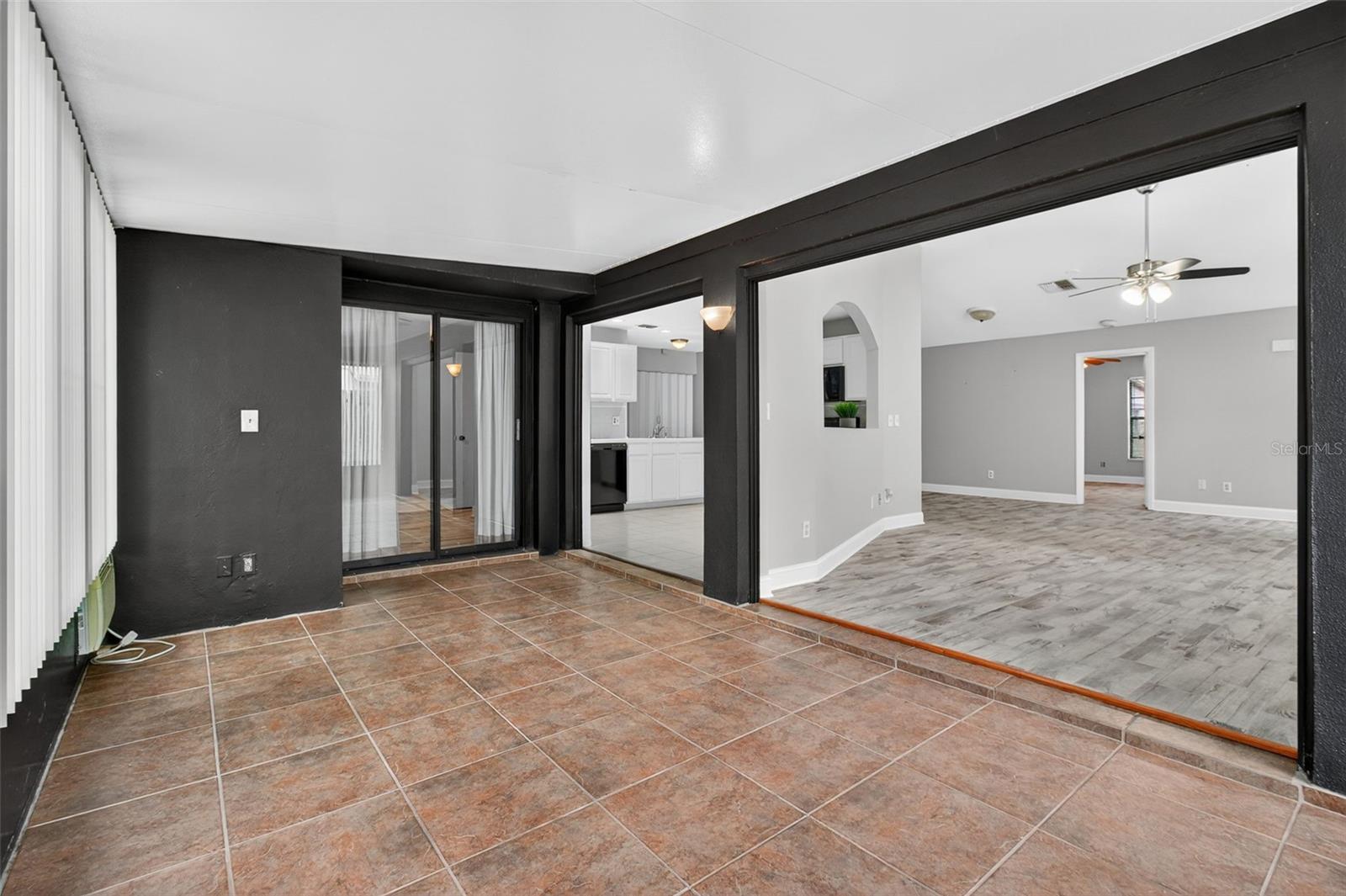 Image 33 of 49 For 3909 Shoreside Circle