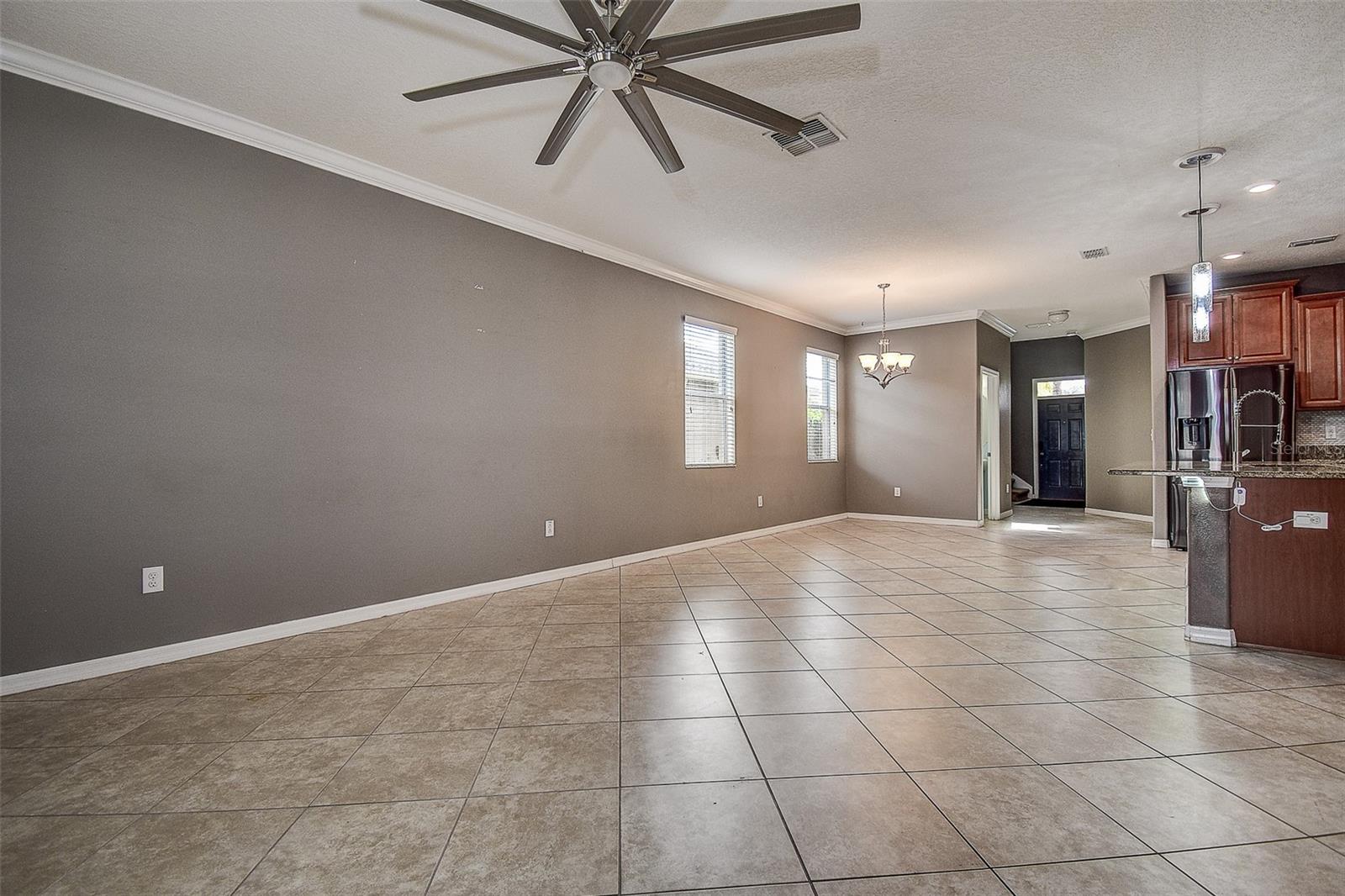 Image 14 of 55 For 11656 Lake Boulevard