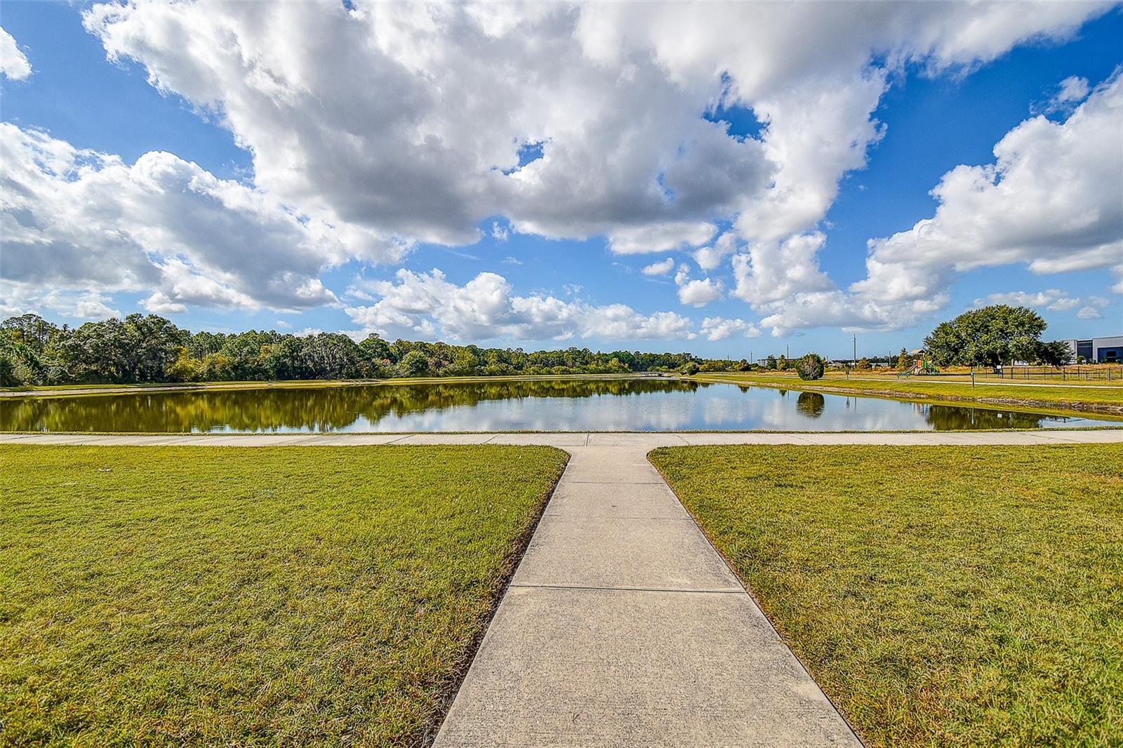 Image 51 of 55 For 11656 Lake Boulevard