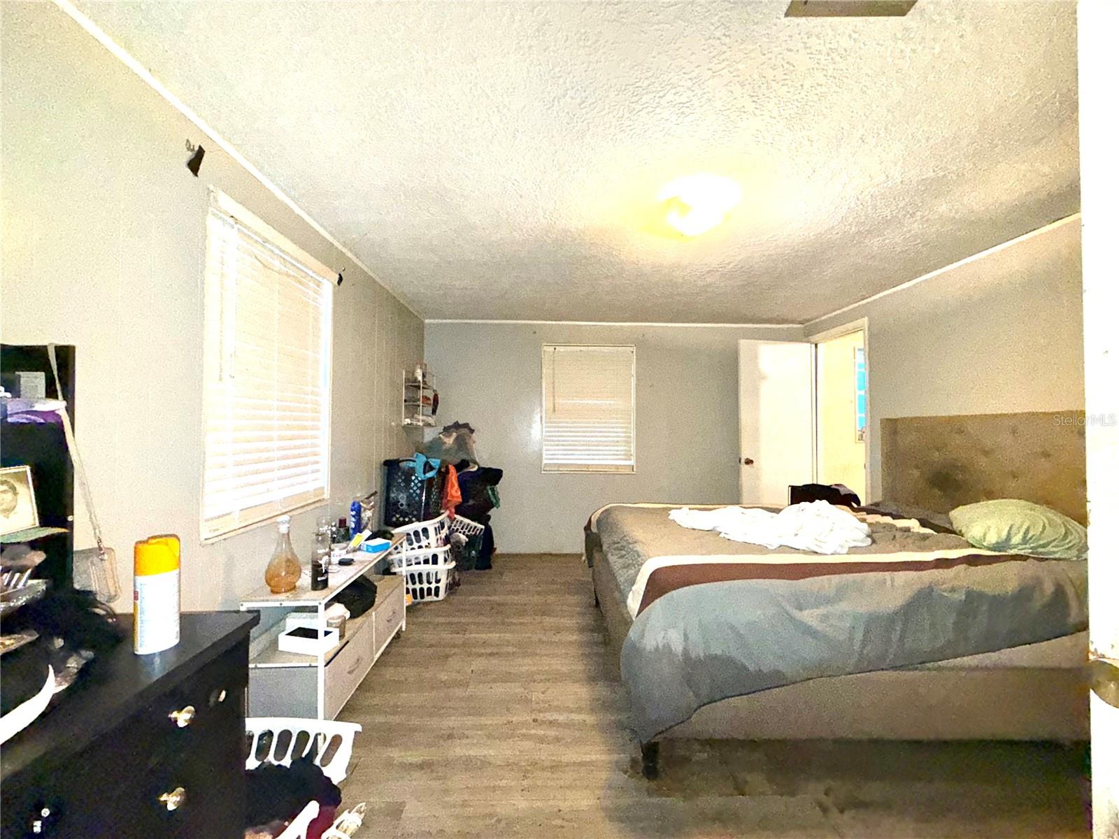 Image 5 of 8 For 17431 35th Lane