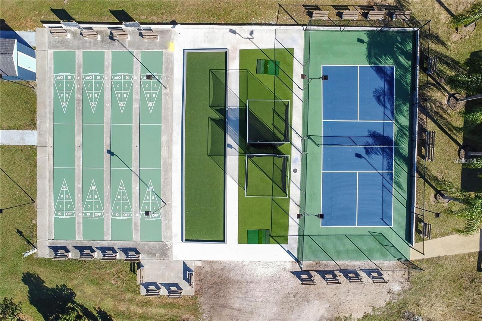 Image 3 of 54 For 10047 Collingwood Avenue