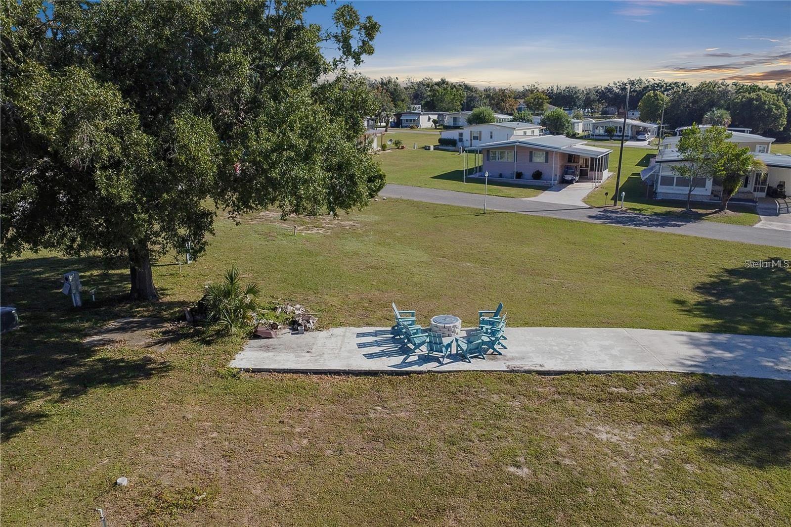 Image 44 of 54 For 10047 Collingwood Avenue