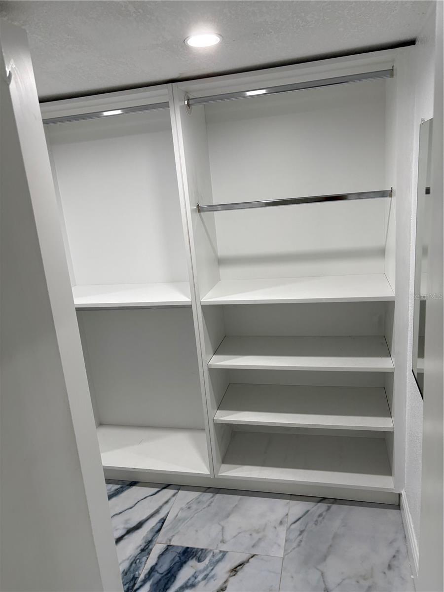 Image 12 of 17 For 5107 Springwater Court