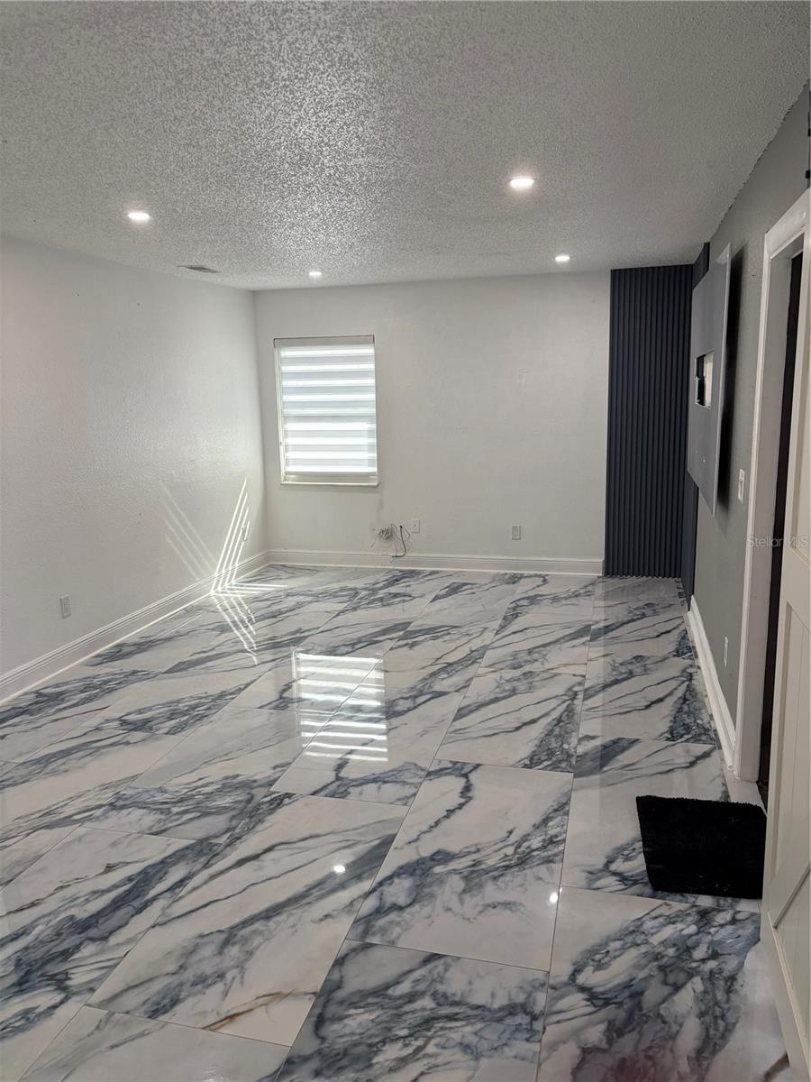 Image 4 of 17 For 5107 Springwater Court