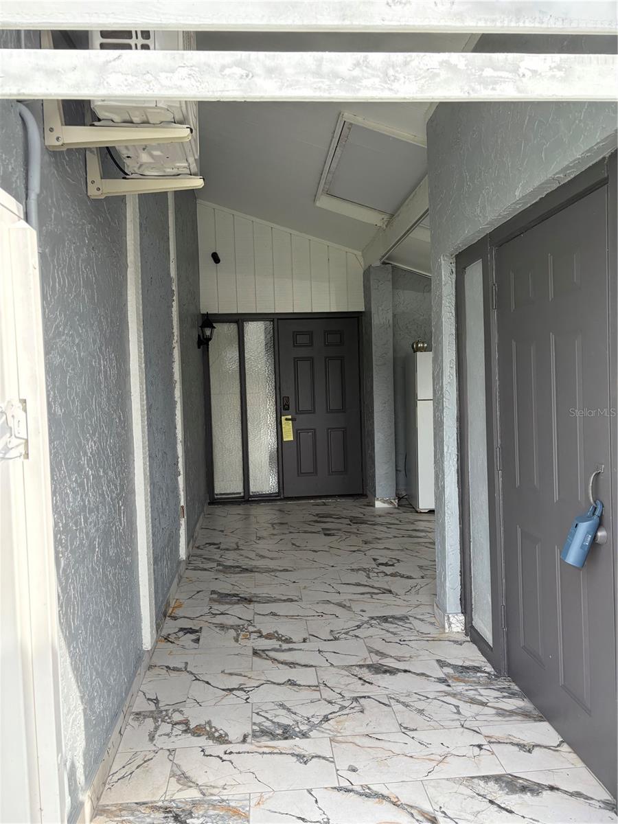 Image 7 of 17 For 5107 Springwater Court