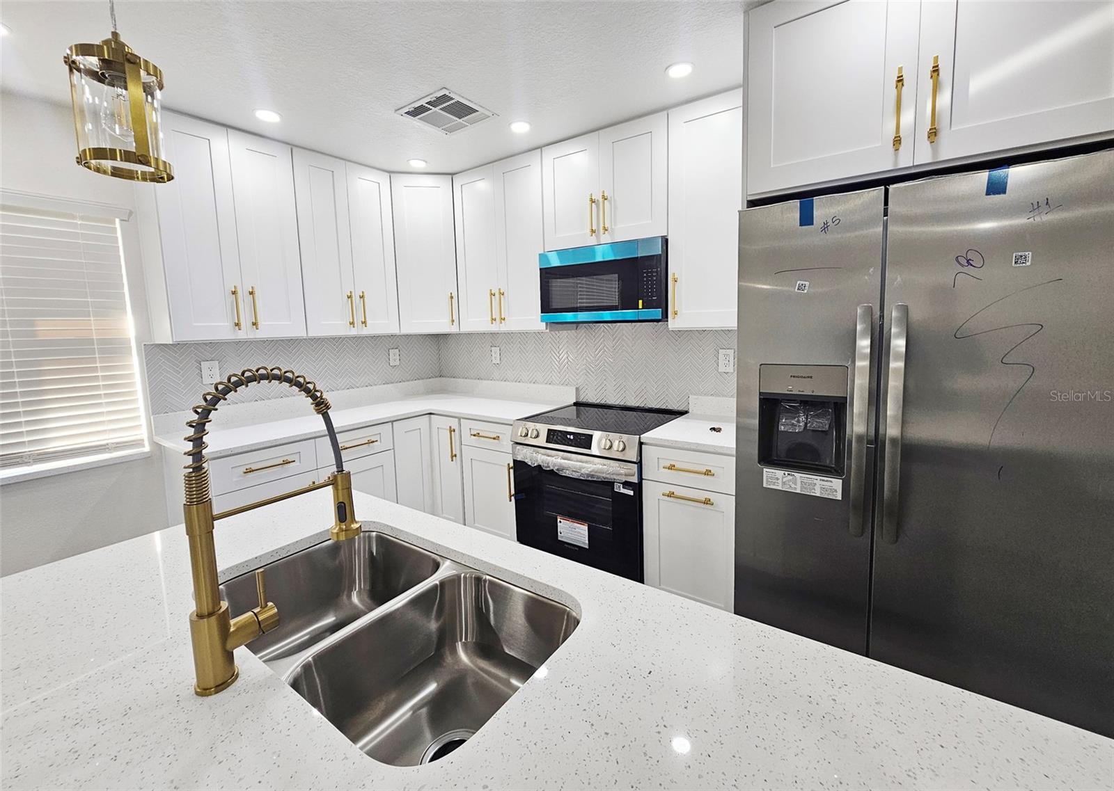 Image 11 of 35 For 6701 Habana Avenue