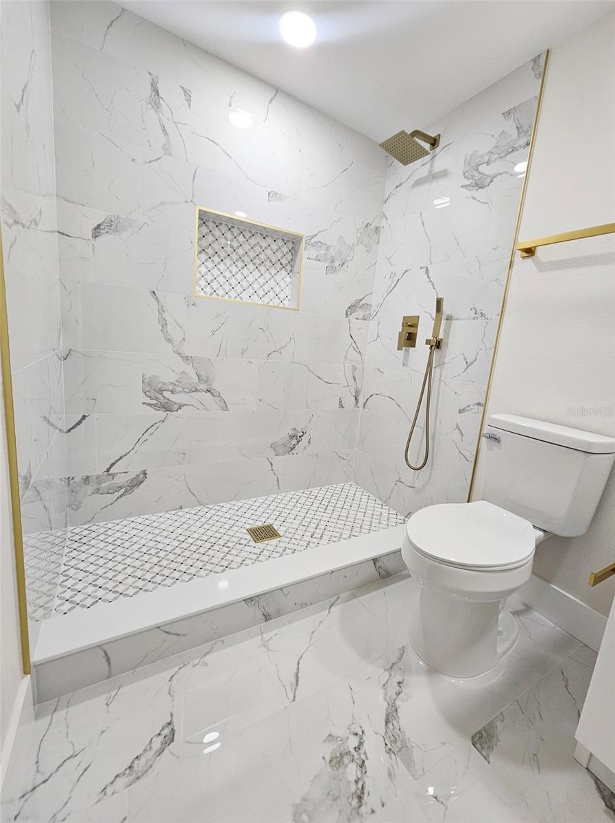 Image 16 of 35 For 6701 Habana Avenue