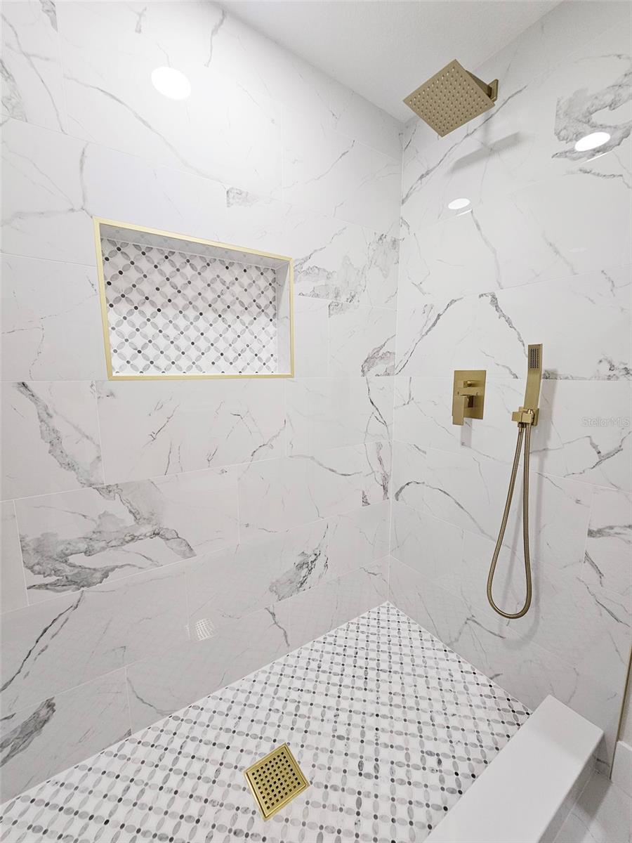 Image 21 of 35 For 6701 Habana Avenue