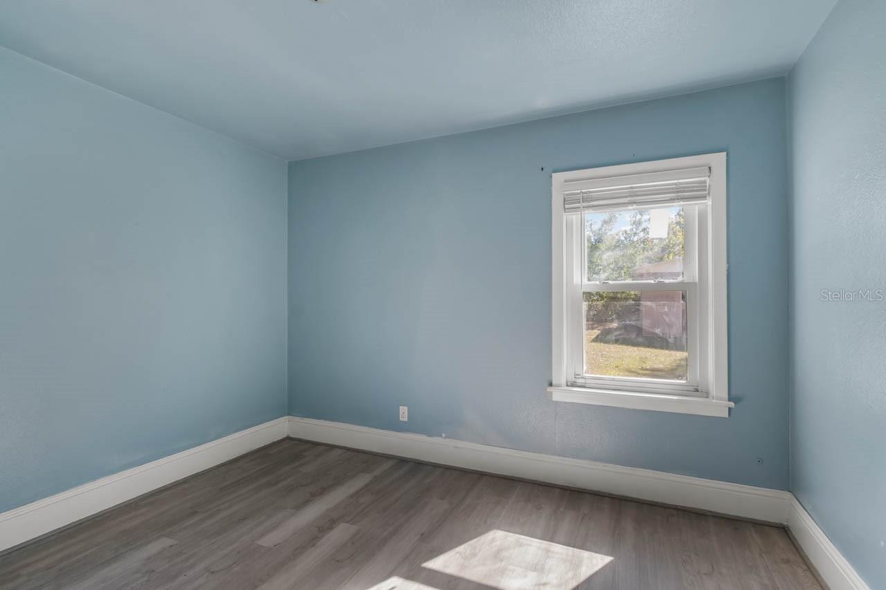 Image 5 of 20 For 1217 Lambright Street