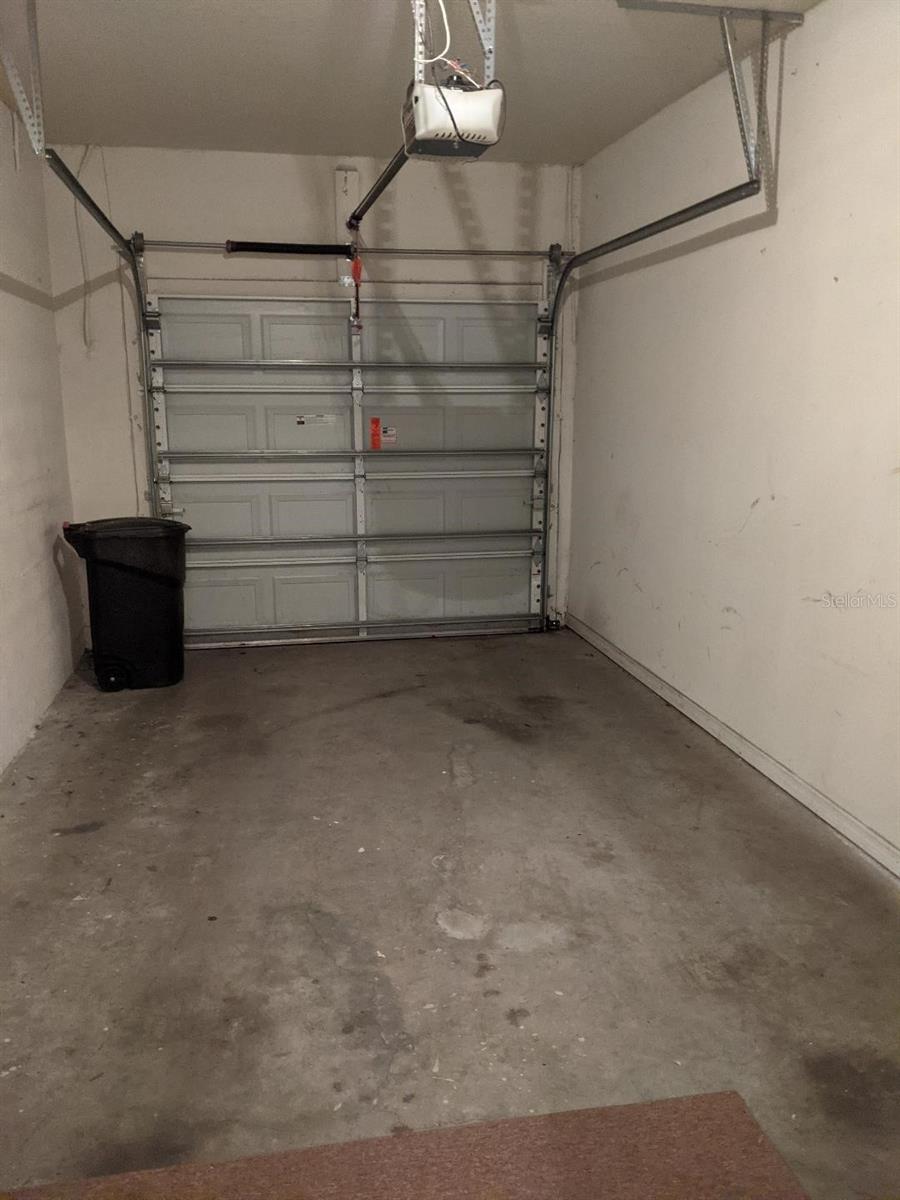 Listing photo id 11 for 27743 Pleasure Ride Loop